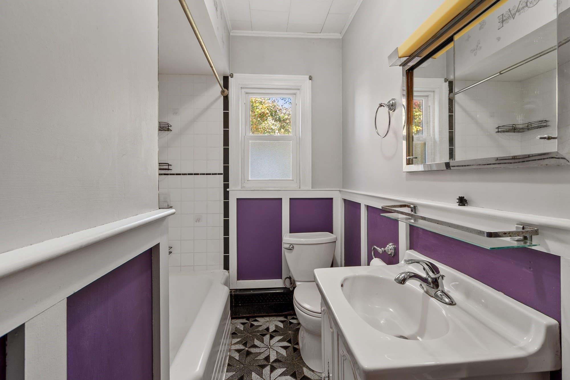 Single Family Residence at 24 Faulkner Ave, Wilmington MA 01887, Wilmington, photo 10 of 17