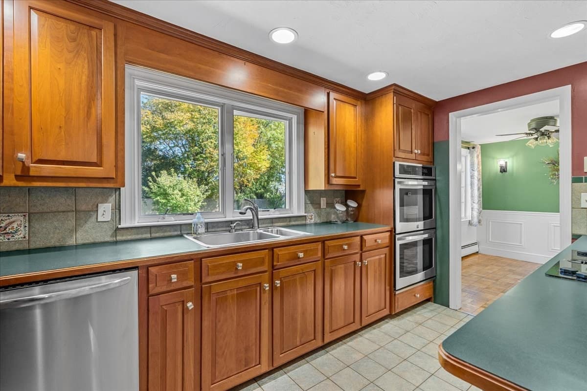 Single Family Residence at 532 Hatherly Rd, Scituate MA 02066, Scituate, photo 14 of 40