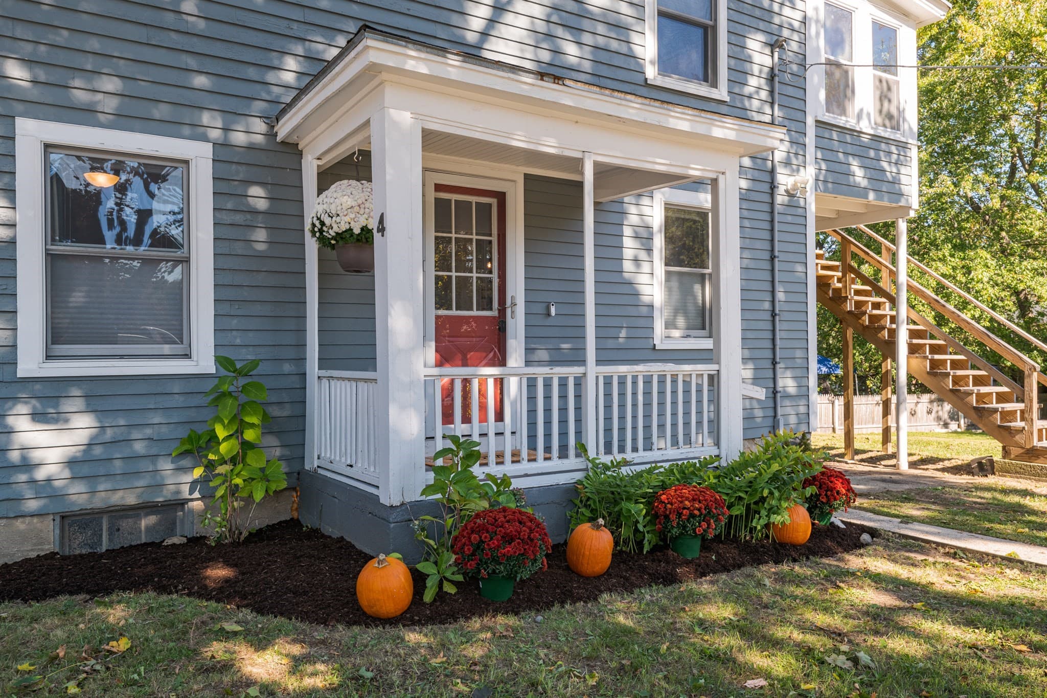 Single Family Residence at 4 Pleasant St, Ipswich MA 01938, Ipswich, photo 2 of 42