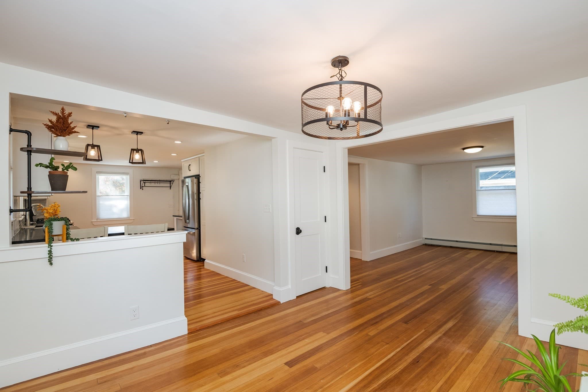 Single Family Residence at 4 Pleasant St, Ipswich MA 01938, Ipswich, photo 12 of 42