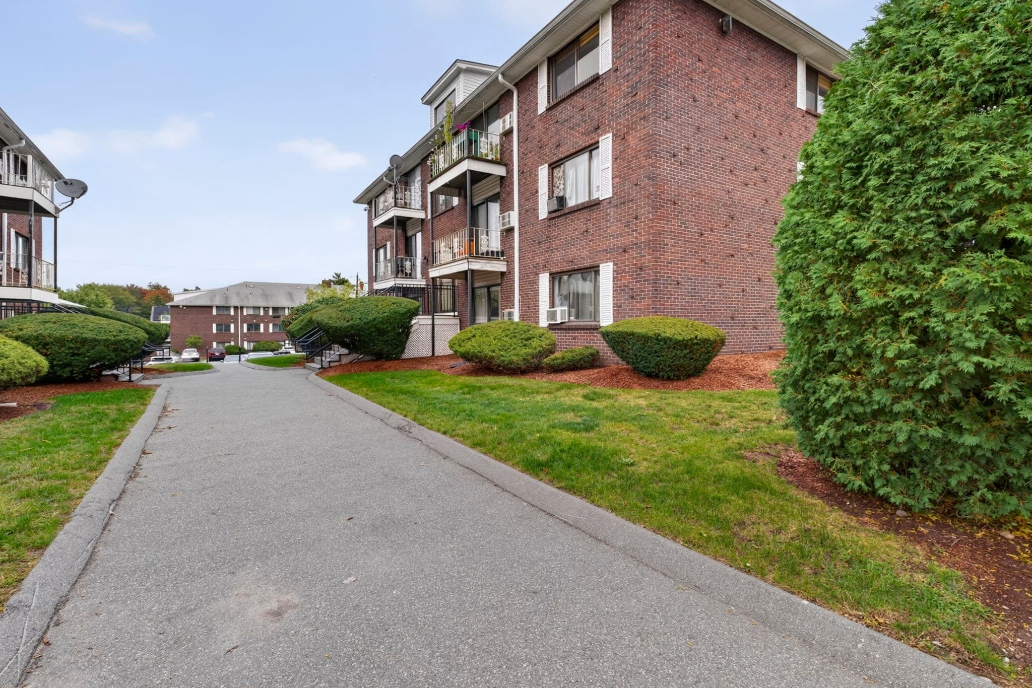 Condominium at 262 E Haverhill St # 23, Lawrence MA 01841, Lawrence, photo 28 of 32