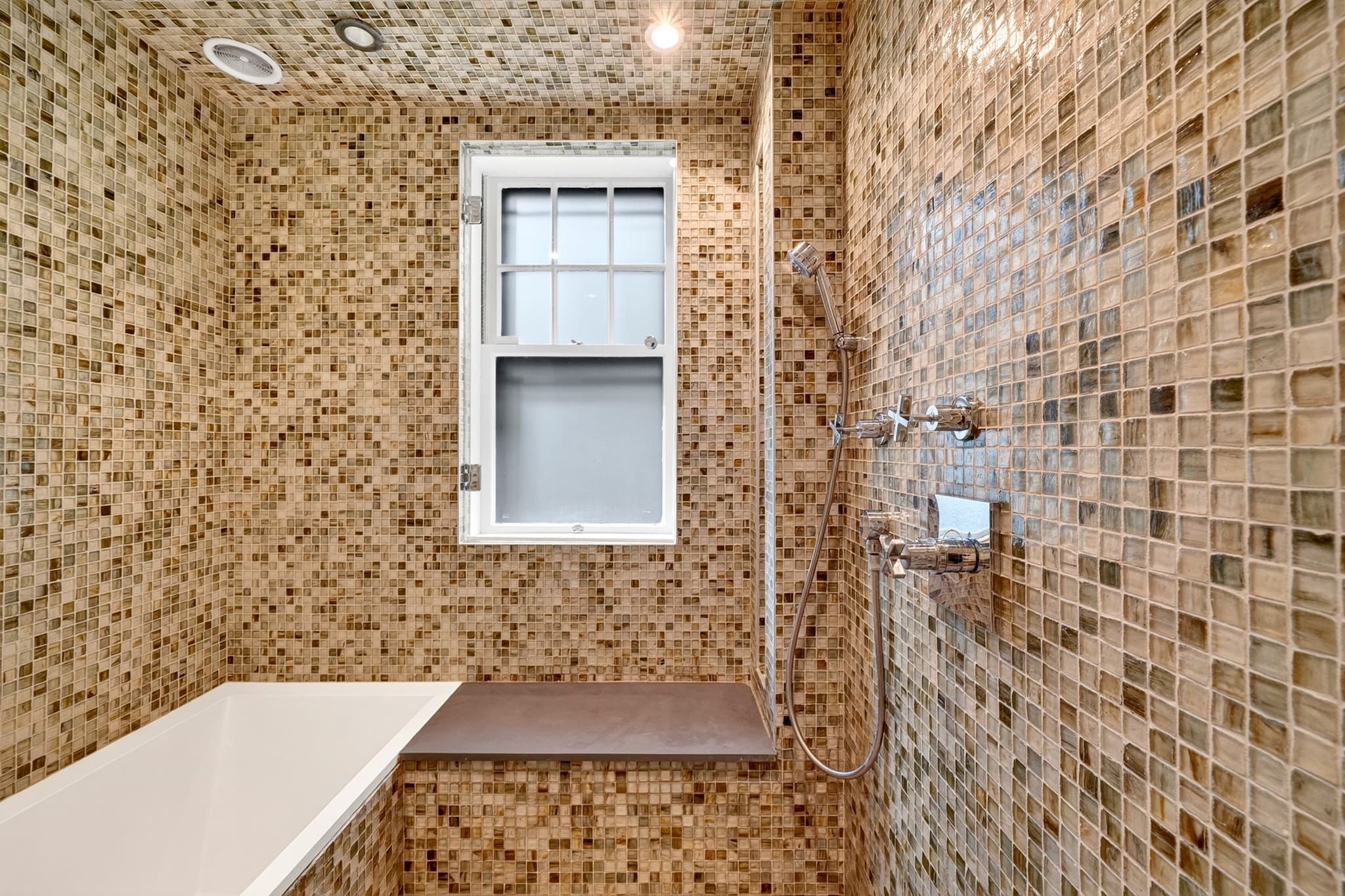 Condominium at 31 Linnaean St # 2, Cambridge MA 02138, Cambridge, photo 33 of 37