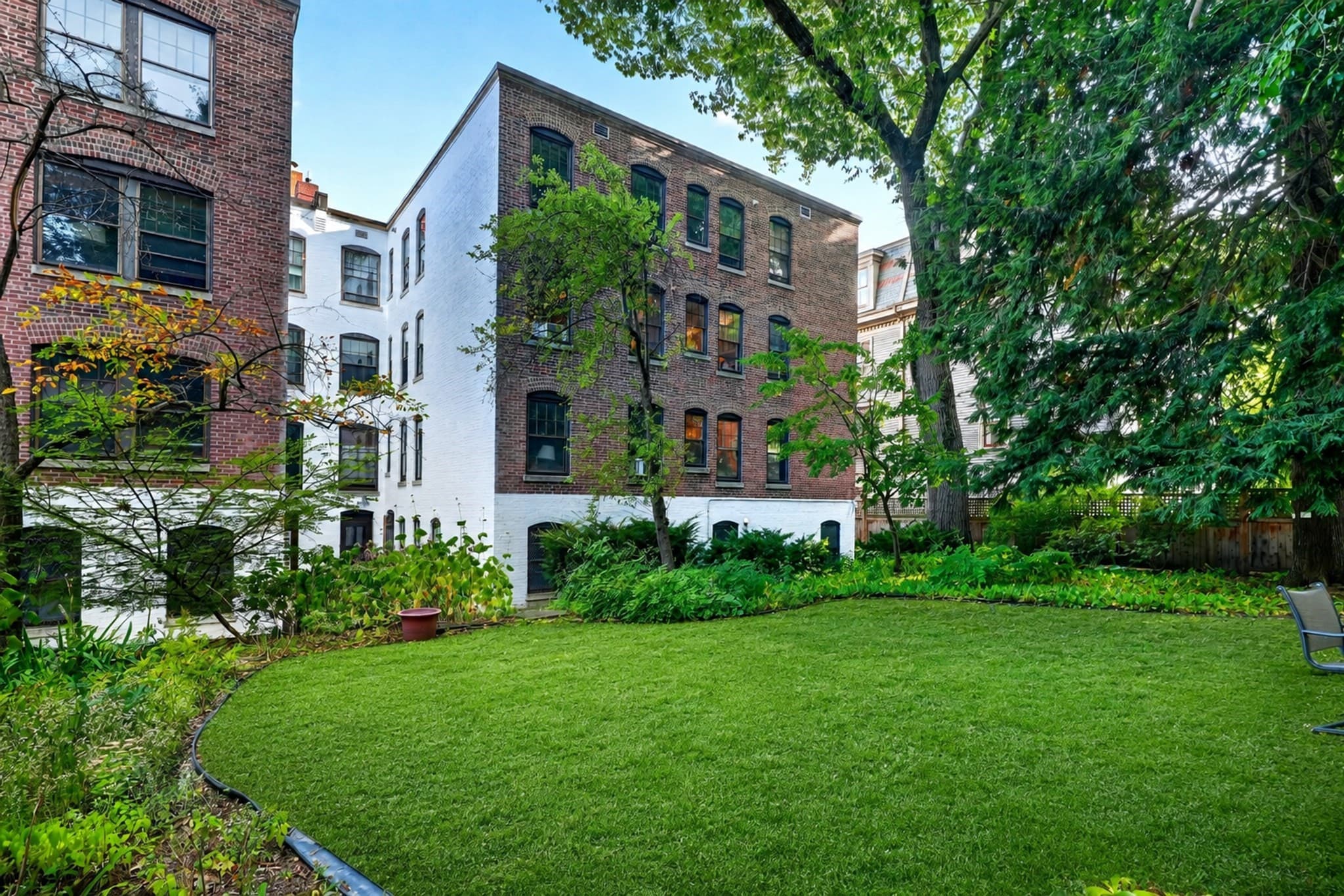 Condominium at 31 Linnaean St # 2, Cambridge MA 02138, Cambridge, photo 37 of 37