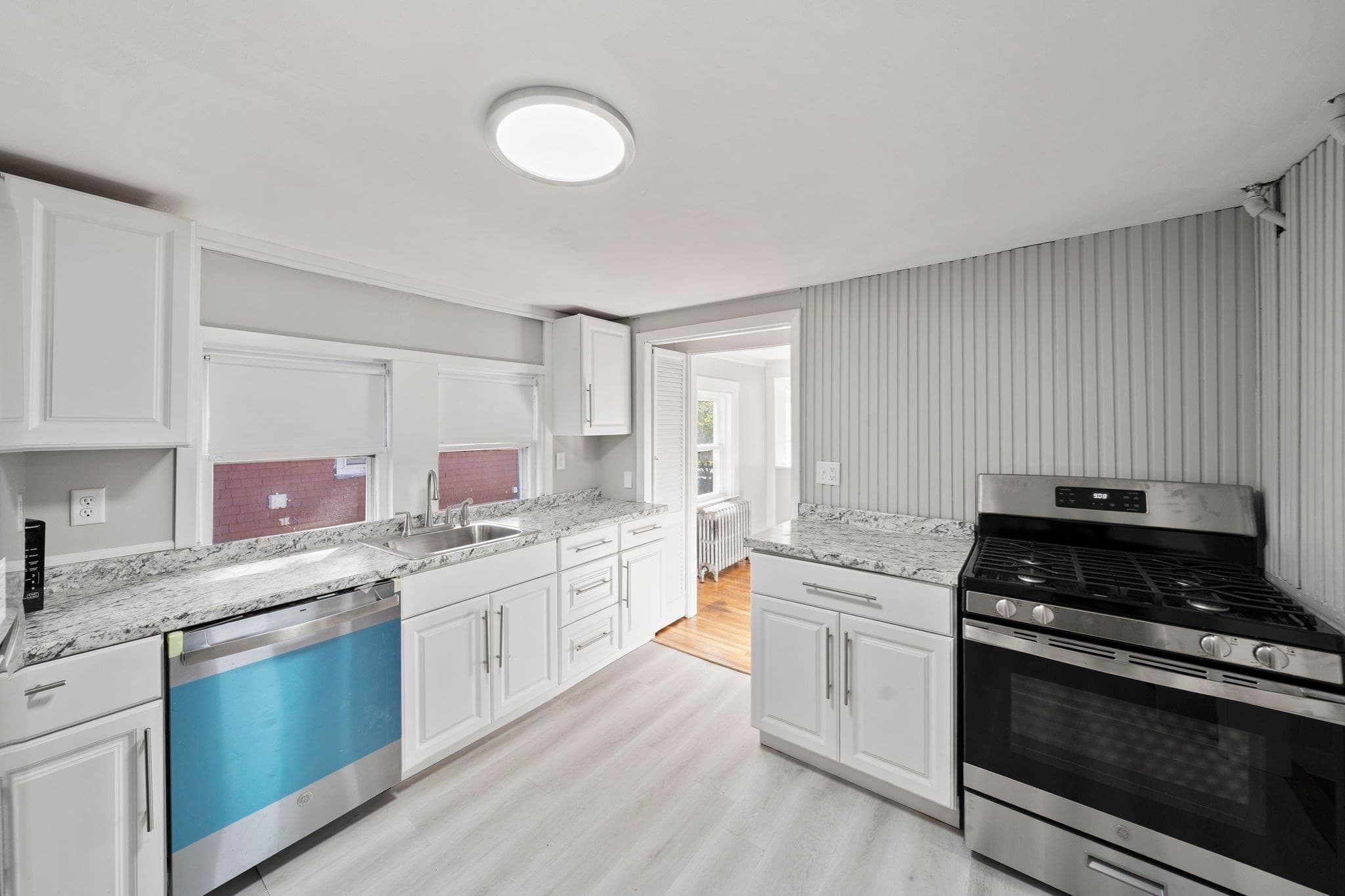 Single Family Residence at 108 Palmer St, Quincy MA 02169, Quincy, photo 3 of 35