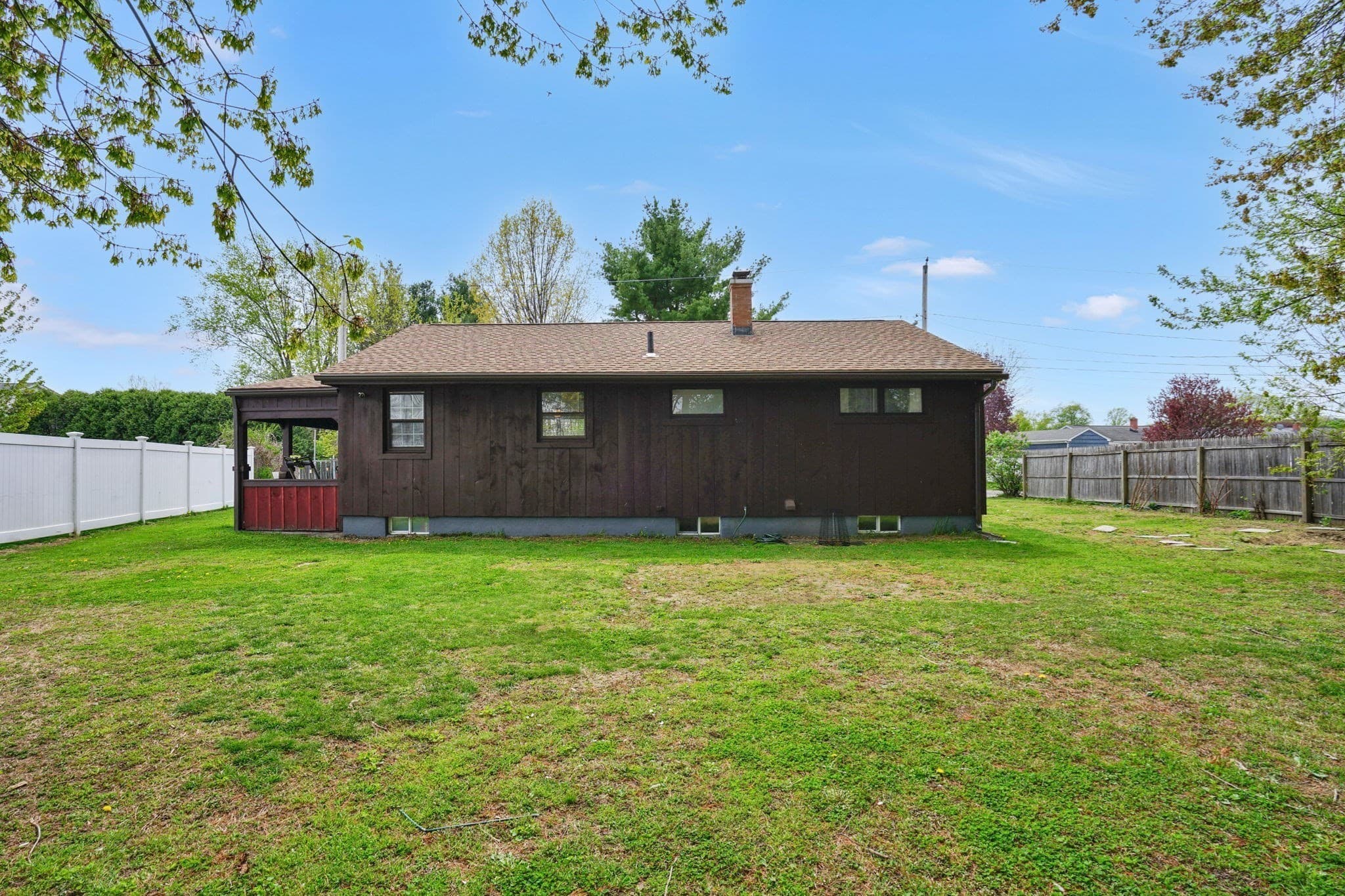 Single Family Residence at 94 Cora Ave, Chicopee MA 01013, Chicopee, photo 6 of 41
