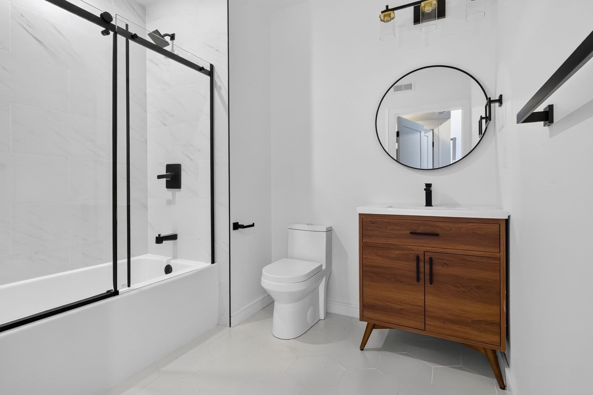 Condominium at 15 Clyde St # R, Somerville MA 02145, Somerville, photo 10 of 21