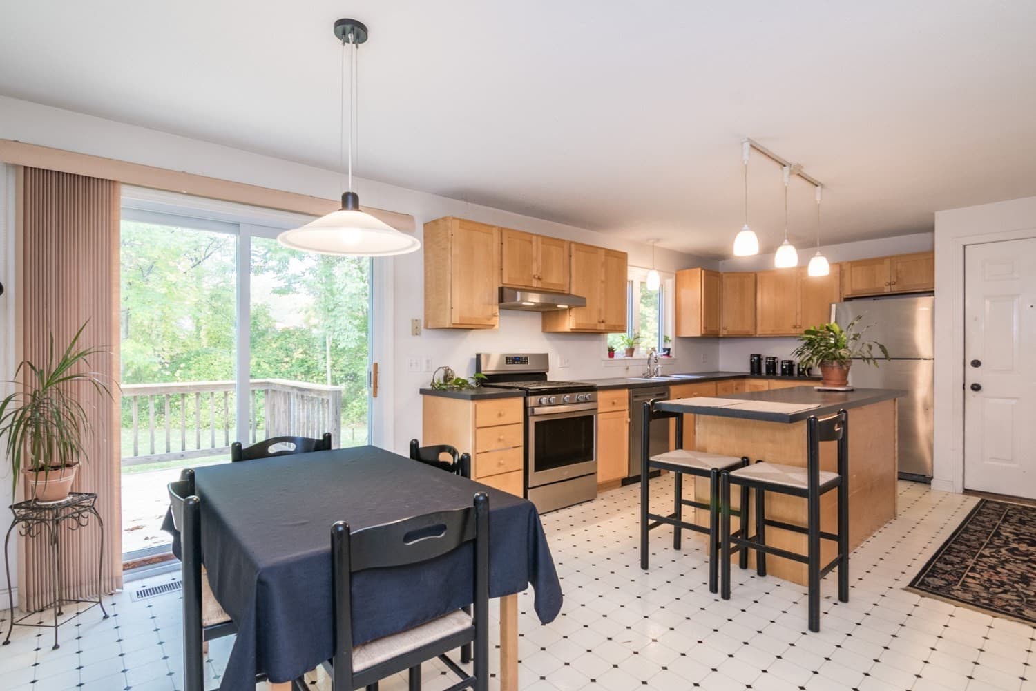 Single Family Residence at 7 Emily Ln, Amherst MA 01002, Amherst, photo 16 of 42