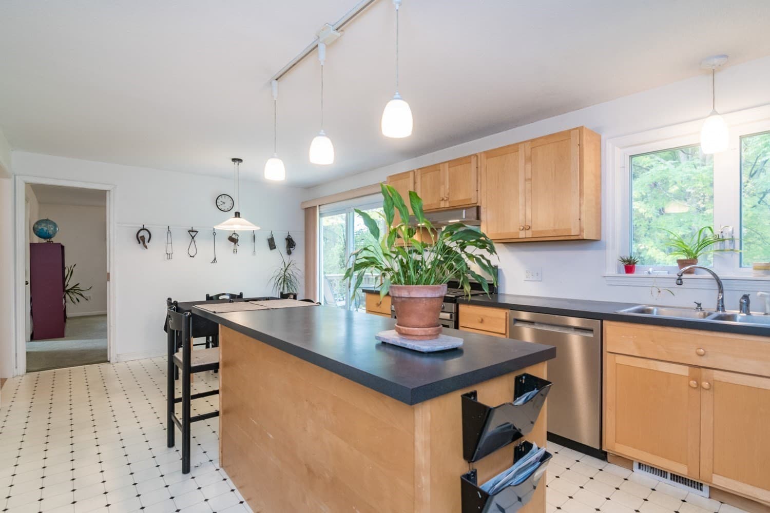 Single Family Residence at 7 Emily Ln, Amherst MA 01002, Amherst, photo 15 of 42