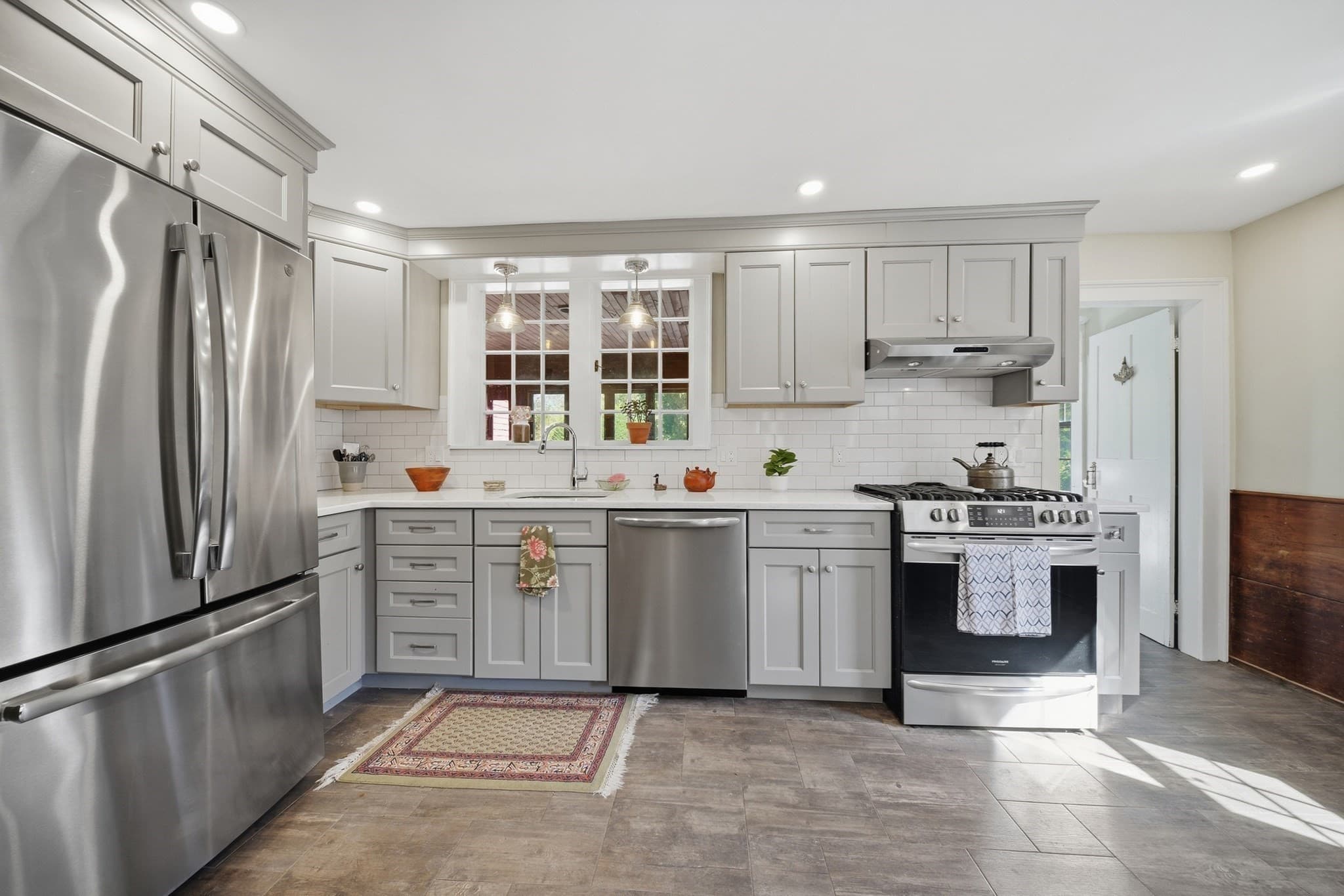 Single Family Residence at 217 Locust St, Danvers MA 01923, Danvers, photo 3 of 42