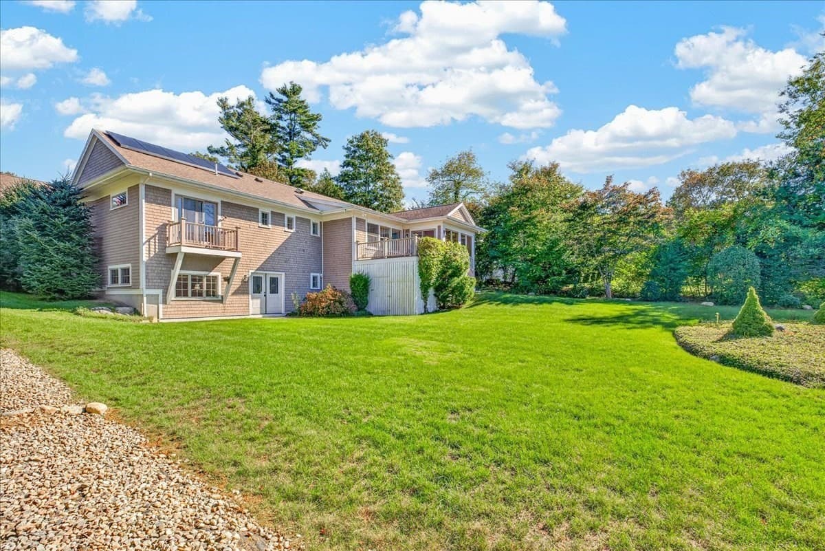 Single Family Residence at 50 Captains Hill Rd, Duxbury MA 02332, Duxbury, photo 32 of 41