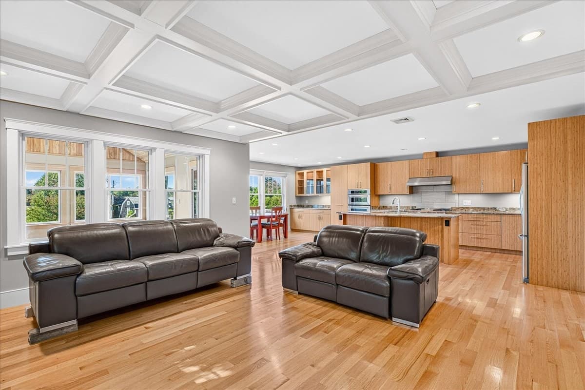 Single Family Residence at 50 Captains Hill Rd, Duxbury MA 02332, Duxbury, photo 9 of 41
