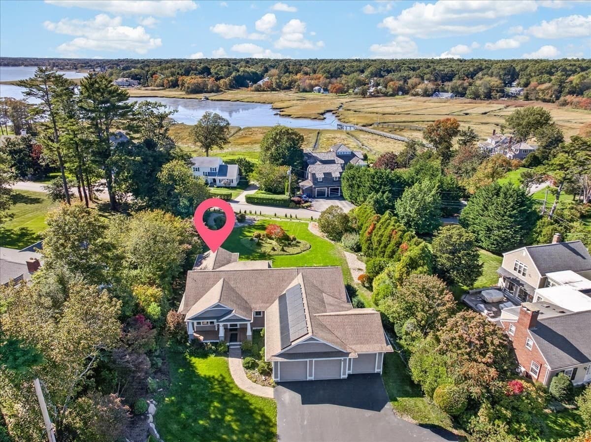Single Family Residence at 50 Captains Hill Rd, Duxbury MA 02332, Duxbury, photo 34 of 41