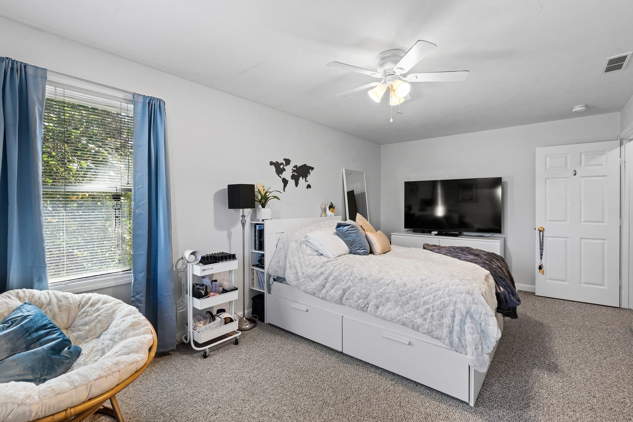 Condominium at 357 Litchfield St # 357, Leominster MA 01453, Leominster, photo 16 of 29
