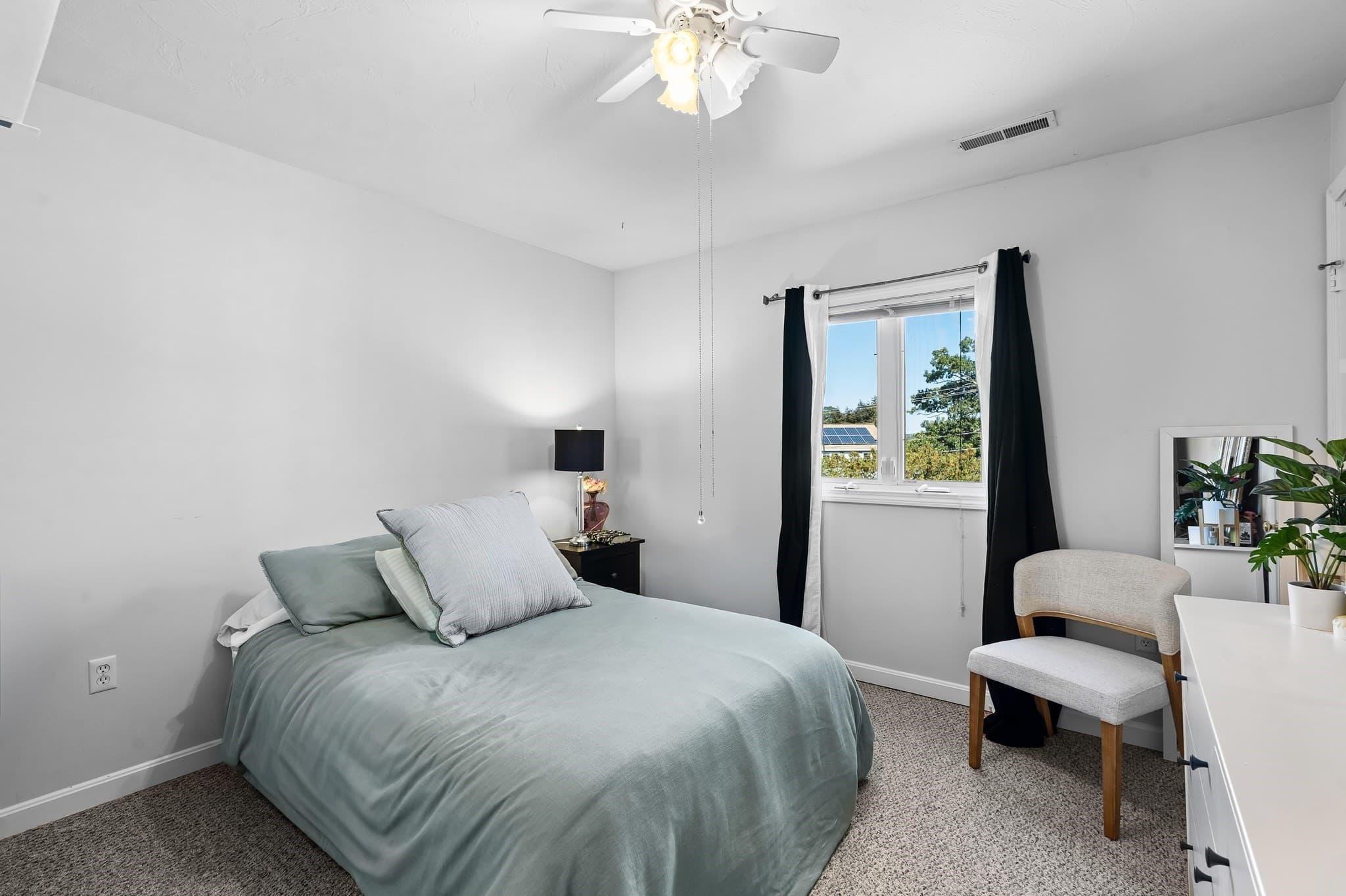 Condominium at 357 Litchfield St # 357, Leominster MA 01453, Leominster, photo 19 of 29