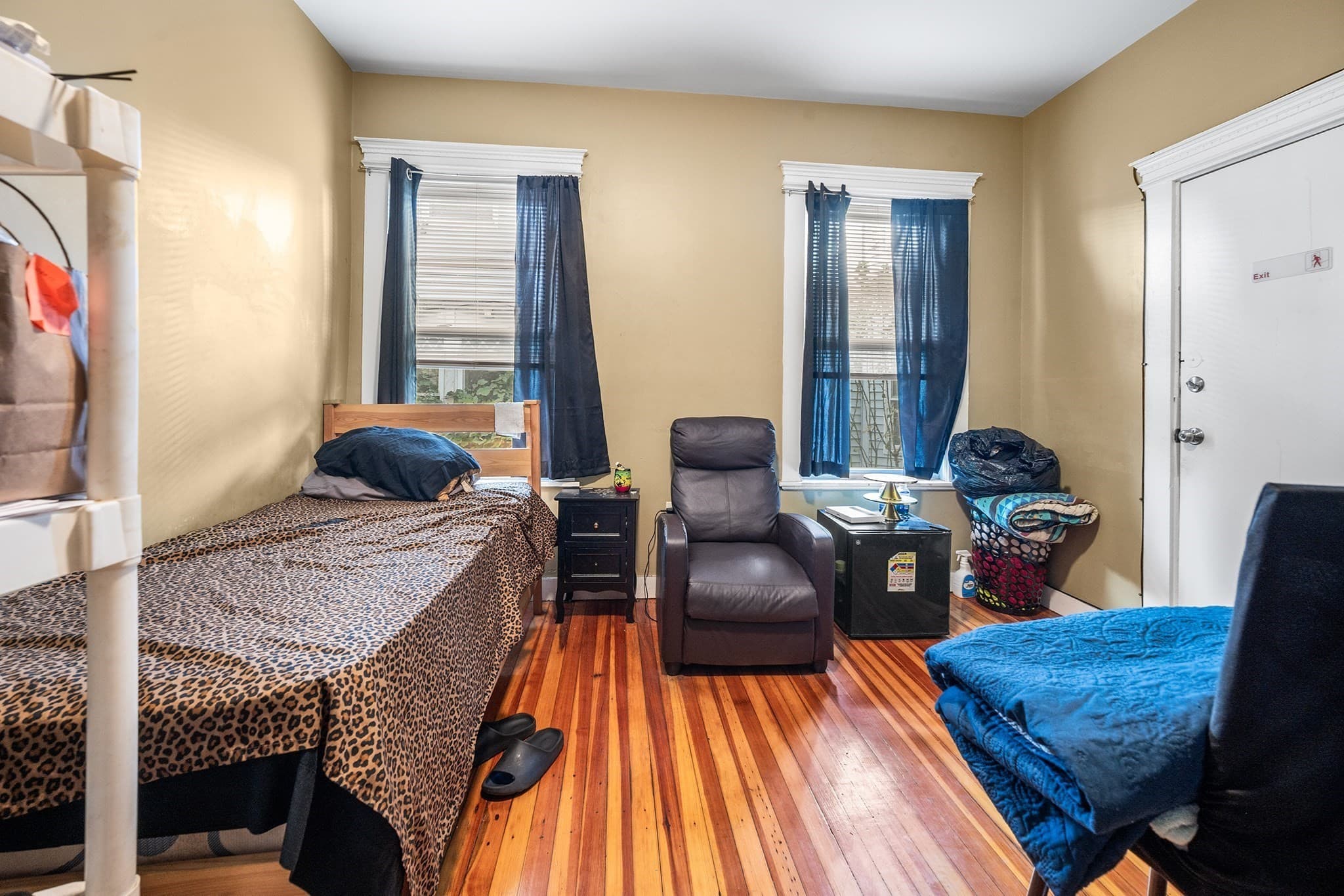 5+ Family - 5+ Units Side by Side at 27 Bradshaw St, Boston MA 02121, Boston, photo 9 of 40