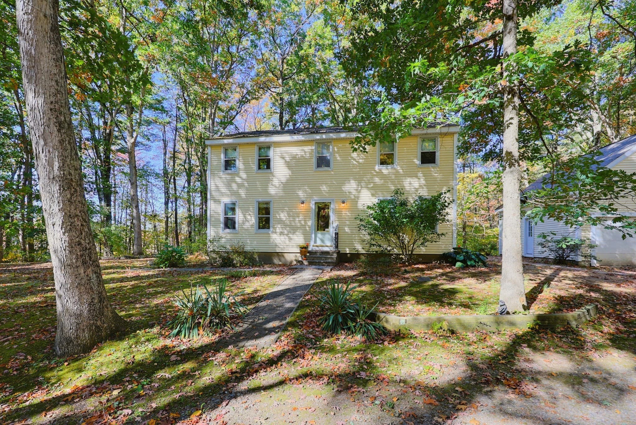 362 Arbor St, Lunenburg MA 01462