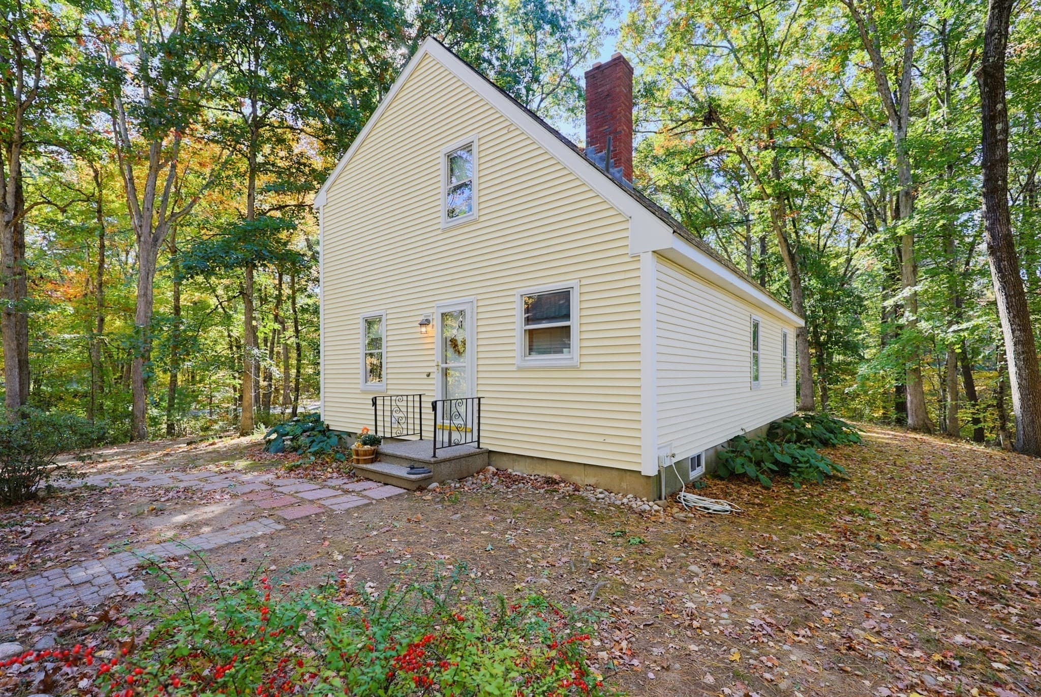 Single Family Residence at 362 Arbor St, Lunenburg MA 01462, Lunenburg, photo 28 of 31