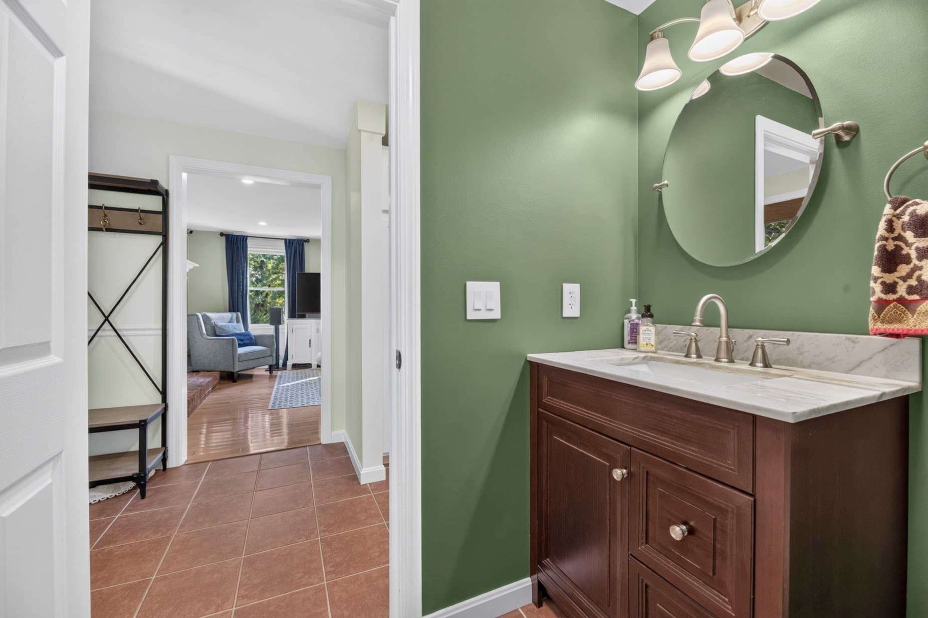 Single Family Residence at 34 Serengeti Dr, North Attleboro MA 02760, North Attleboro, photo 17 of 42