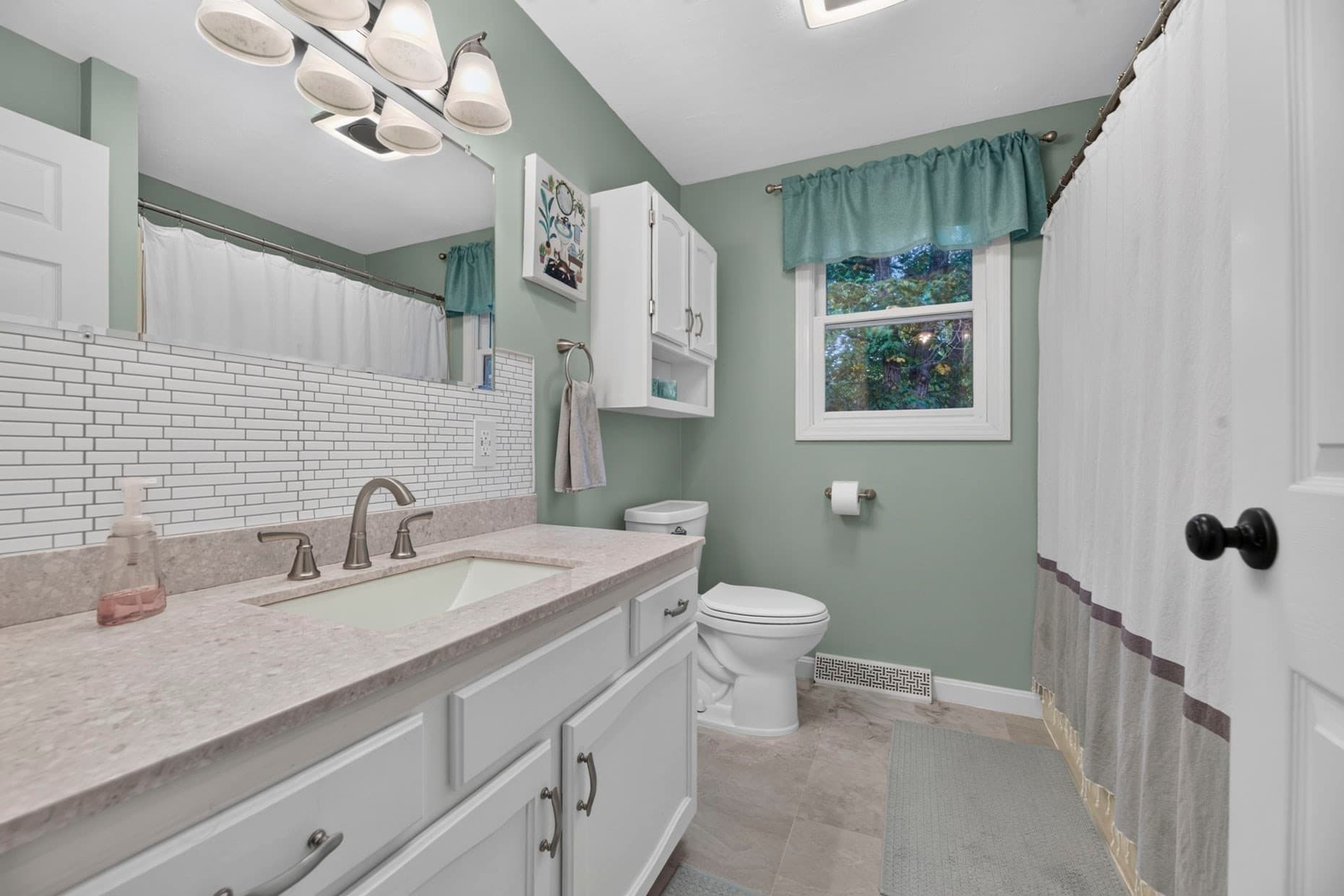 Single Family Residence at 34 Serengeti Dr, North Attleboro MA 02760, North Attleboro, photo 28 of 42