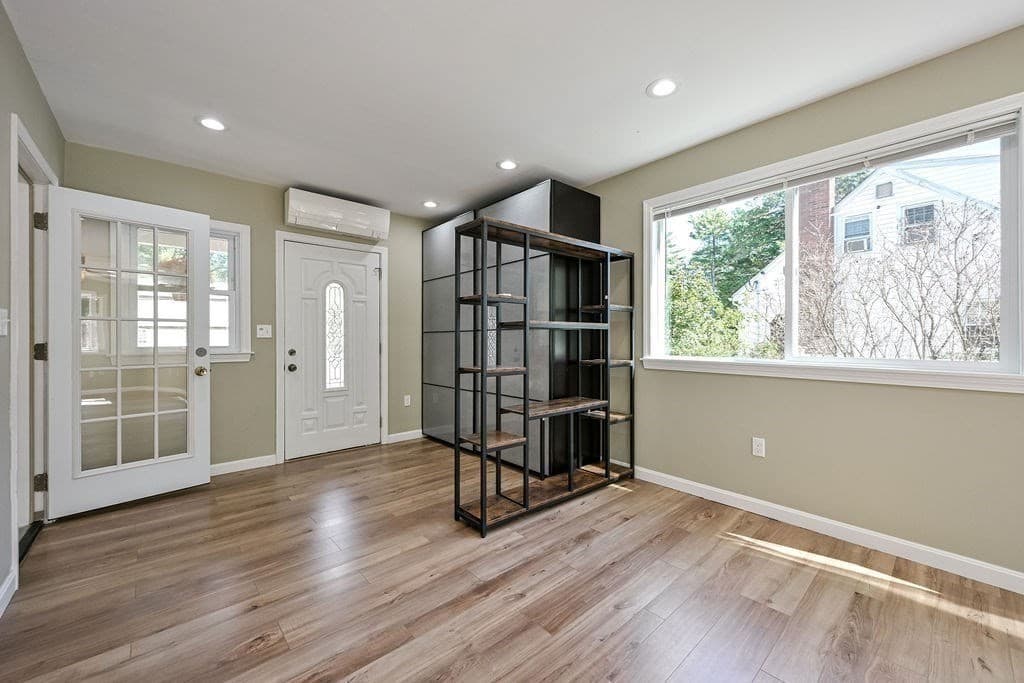 Single Family Residence at 25 Neal St, Walpole MA 02081, Walpole, photo 3 of 40