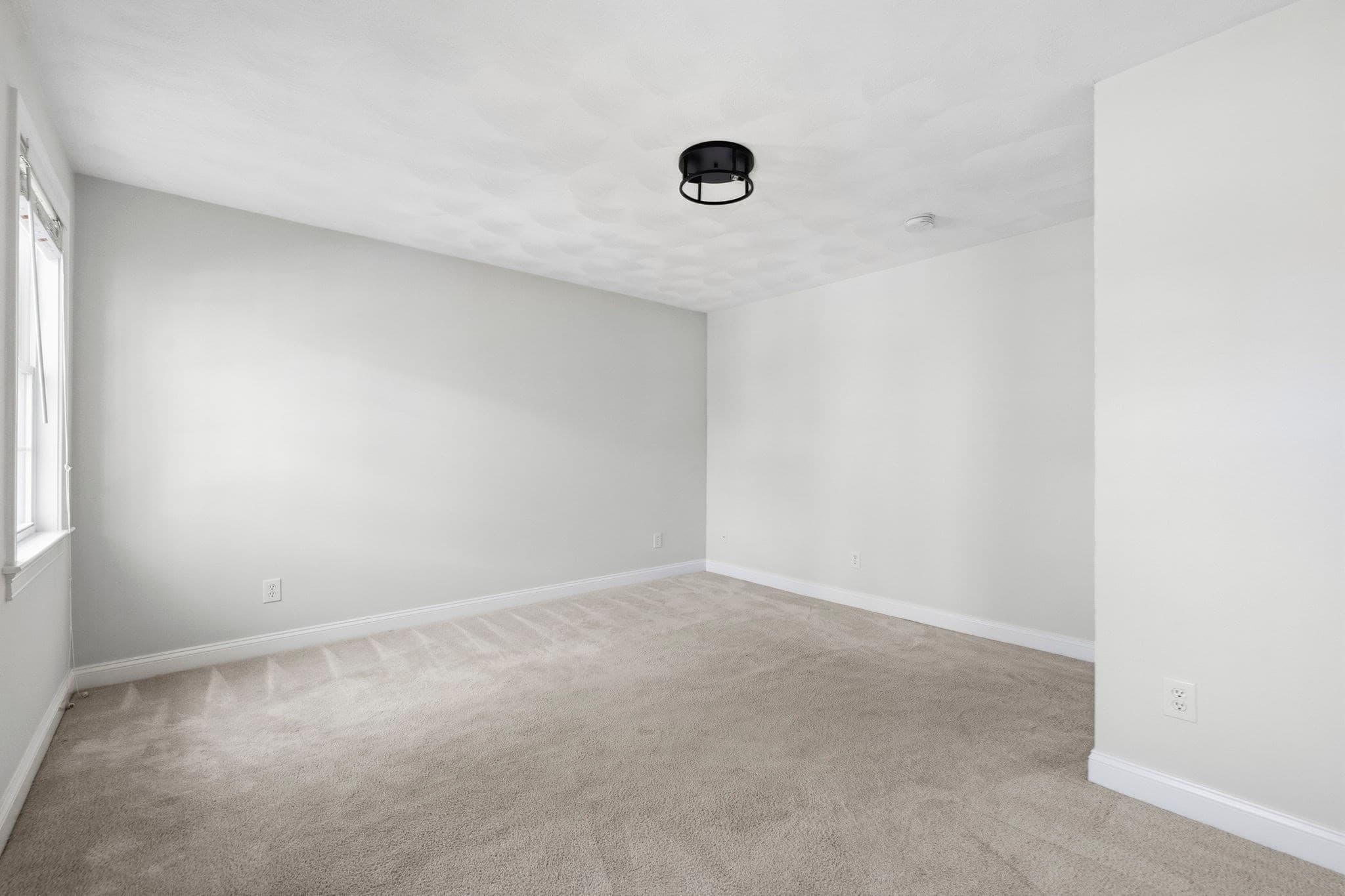 Condominium at 2A Auburn St # 2A, Woburn MA 01801, Woburn, photo 23 of 29