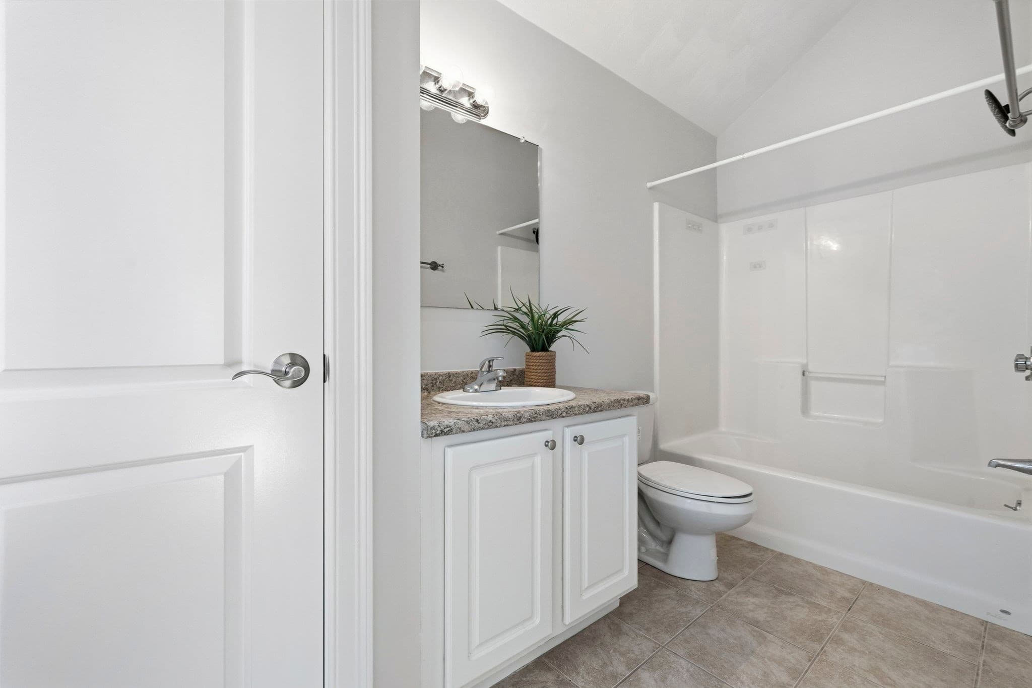 Condominium at 2A Auburn St # 2A, Woburn MA 01801, Woburn, photo 17 of 29