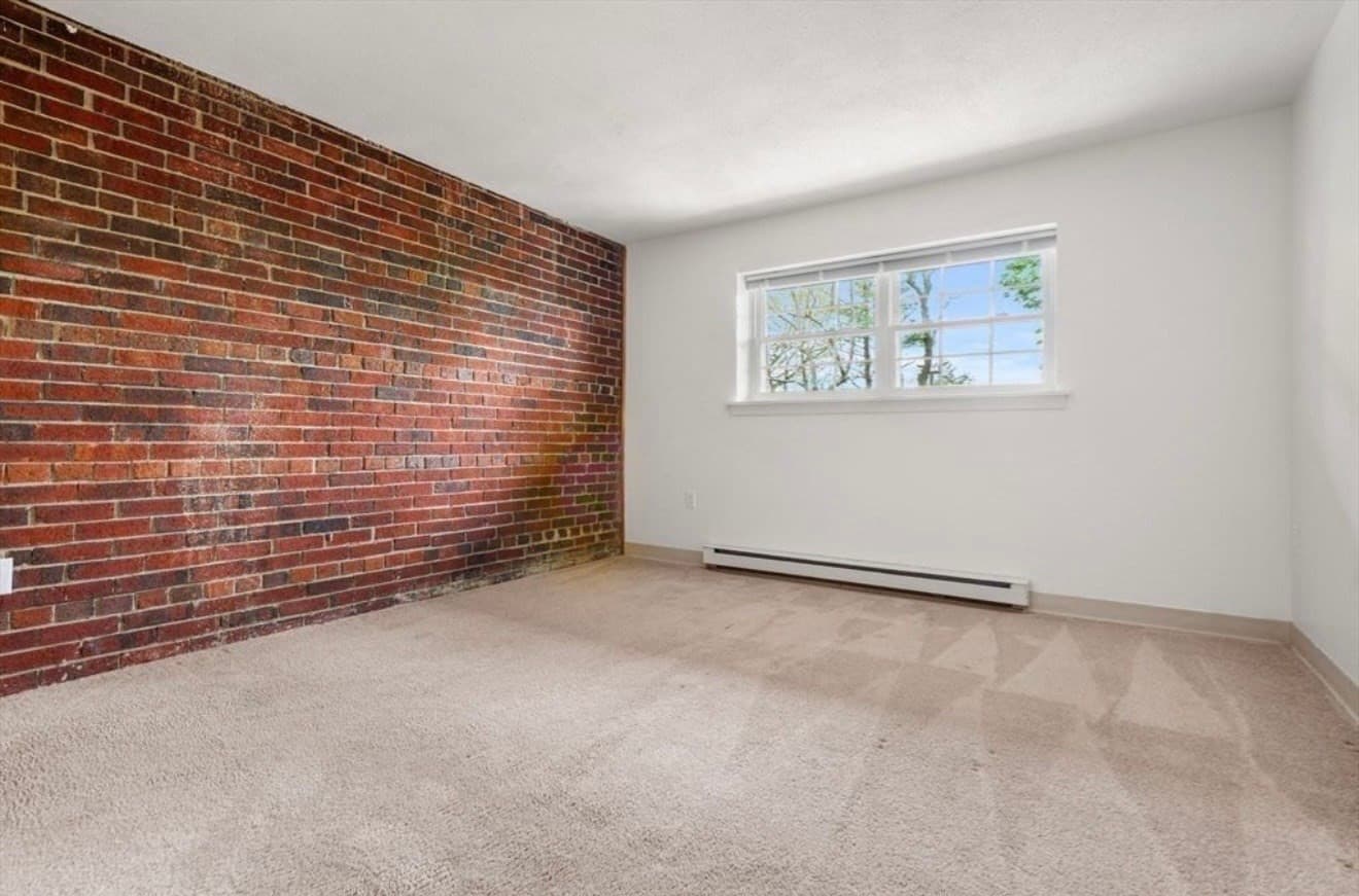 Condominium at 26 Greentree Ln # 31, Weymouth MA 02190, Weymouth, photo 12 of 16