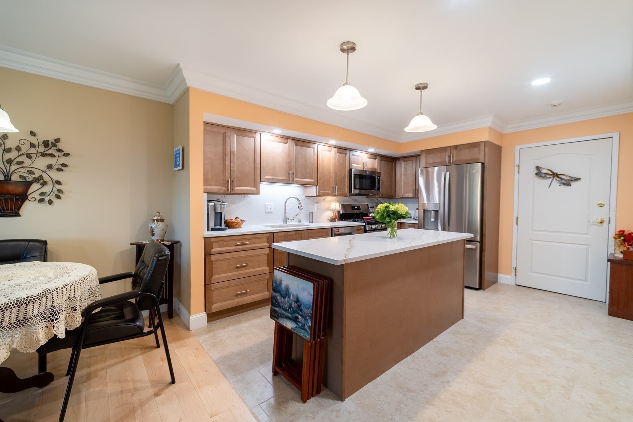 Condominium at 915 Hathaway Rd # 205, New Bedford MA 02740, New Bedford, photo 6 of 24