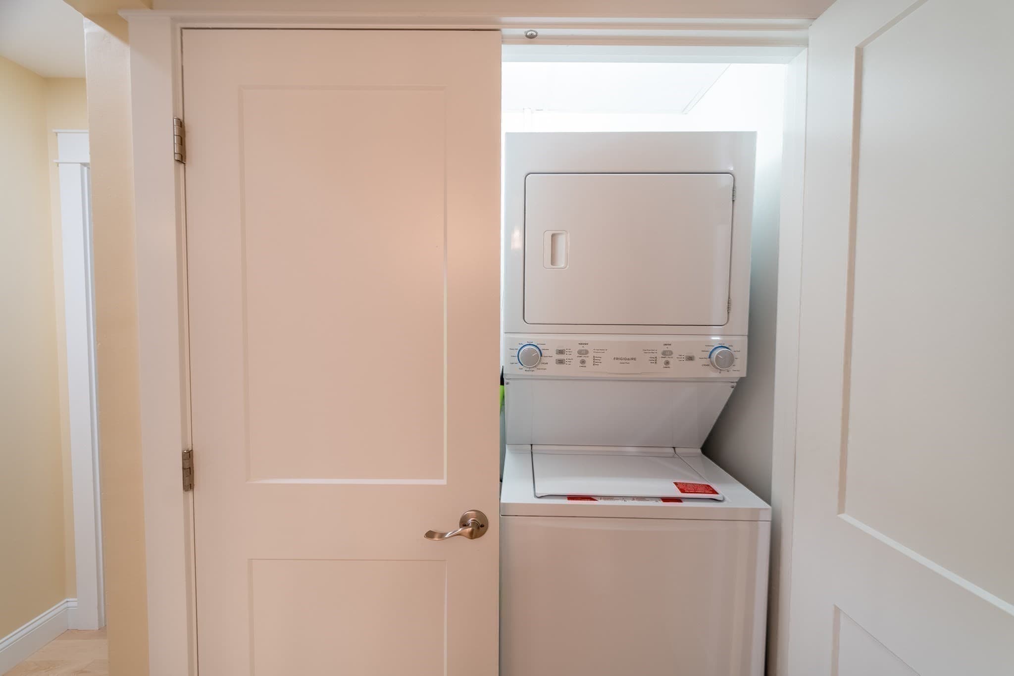 Condominium at 915 Hathaway Rd # 205, New Bedford MA 02740, New Bedford, photo 13 of 24