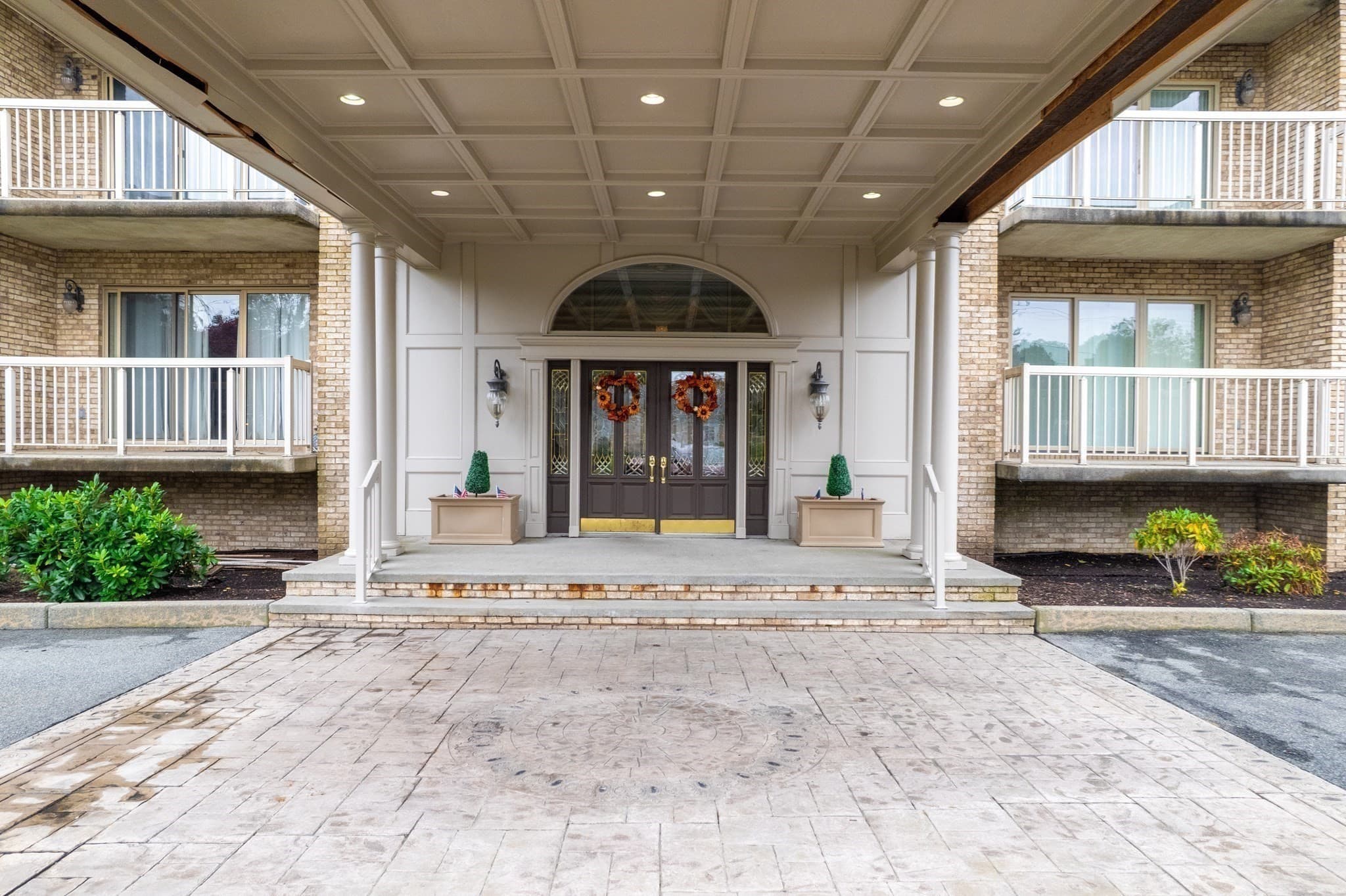 915 Hathaway Rd # 205, New Bedford MA 02740