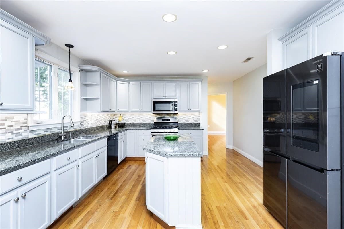Single Family Residence at 4 Hemlock Lane, Groveland MA 01834, Groveland, photo 8 of 42