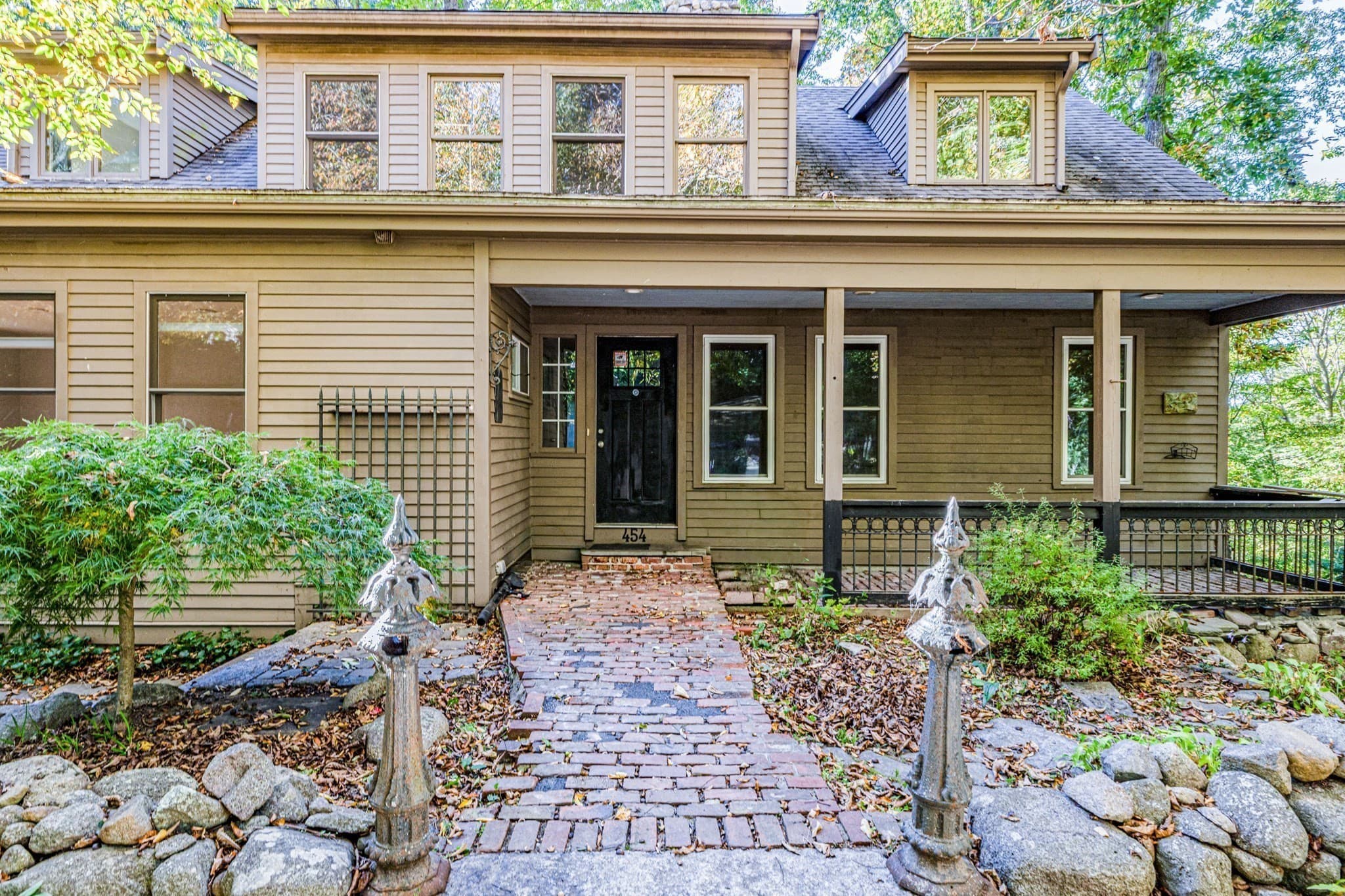 Single Family Residence at 454 Spring St, Marshfield MA 02050, Marshfield, photo 3 of 27