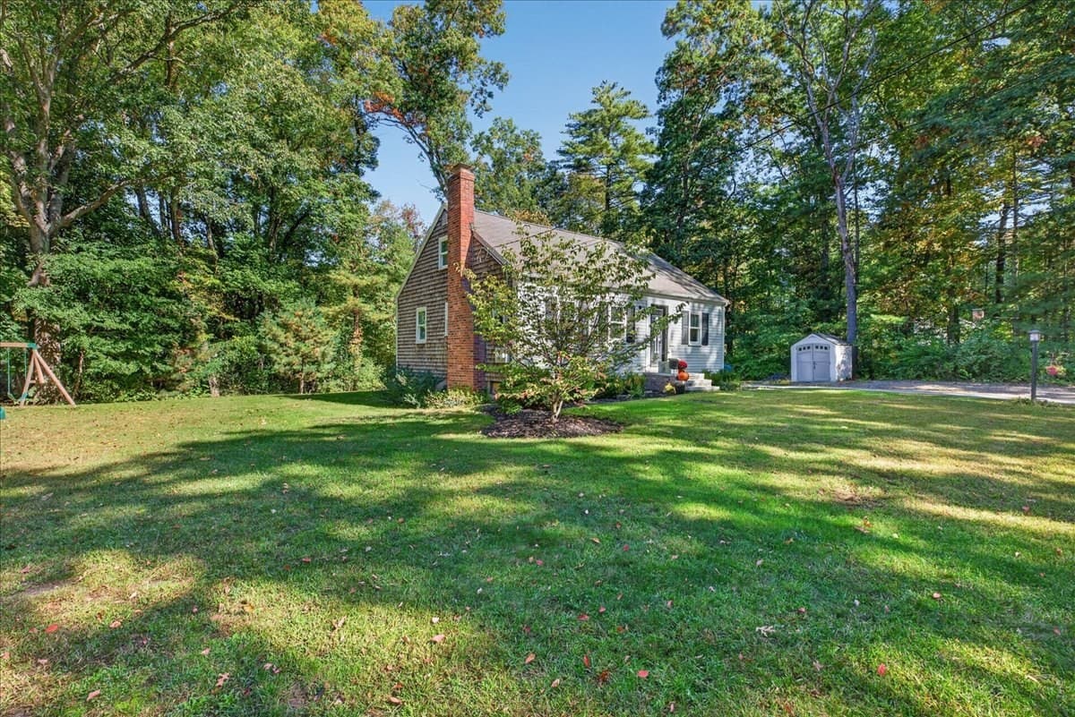 Single Family Residence at 12 Pat Rd, Hanover MA 02339, Hanover, photo 3 of 33