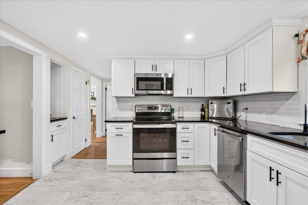 Single Family Residence at 12 Pat Rd, Hanover MA 02339, Hanover, photo 10 of 33