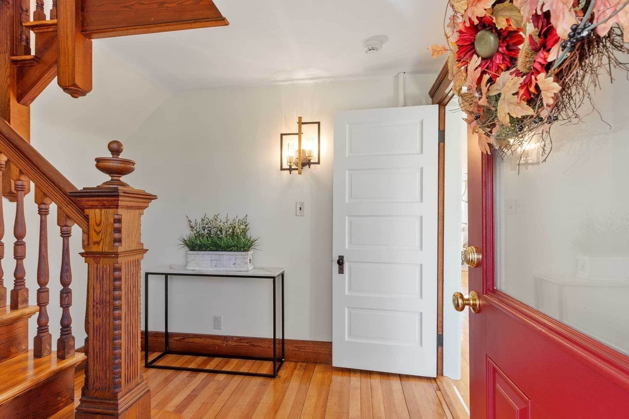 Single Family Residence at 6 Weaver Farm Rd, Rutland MA 01543, Rutland, photo 6 of 42