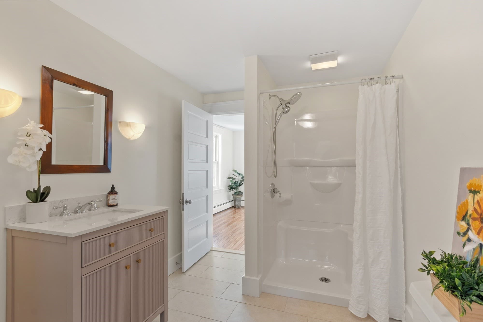 Single Family Residence at 6 Weaver Farm Rd, Rutland MA 01543, Rutland, photo 13 of 42