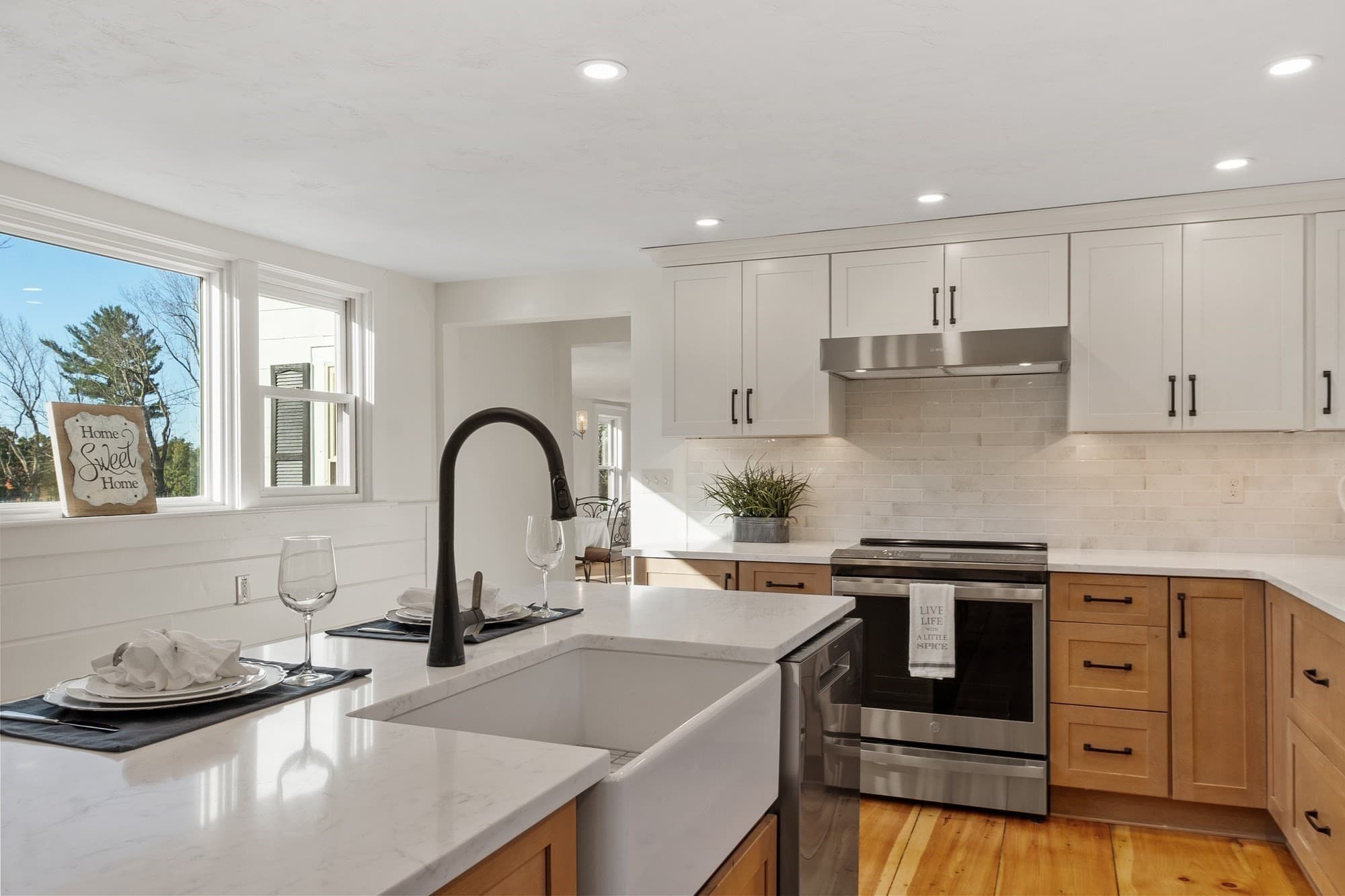 Single Family Residence at 6 Weaver Farm Rd, Rutland MA 01543, Rutland, photo 16 of 42