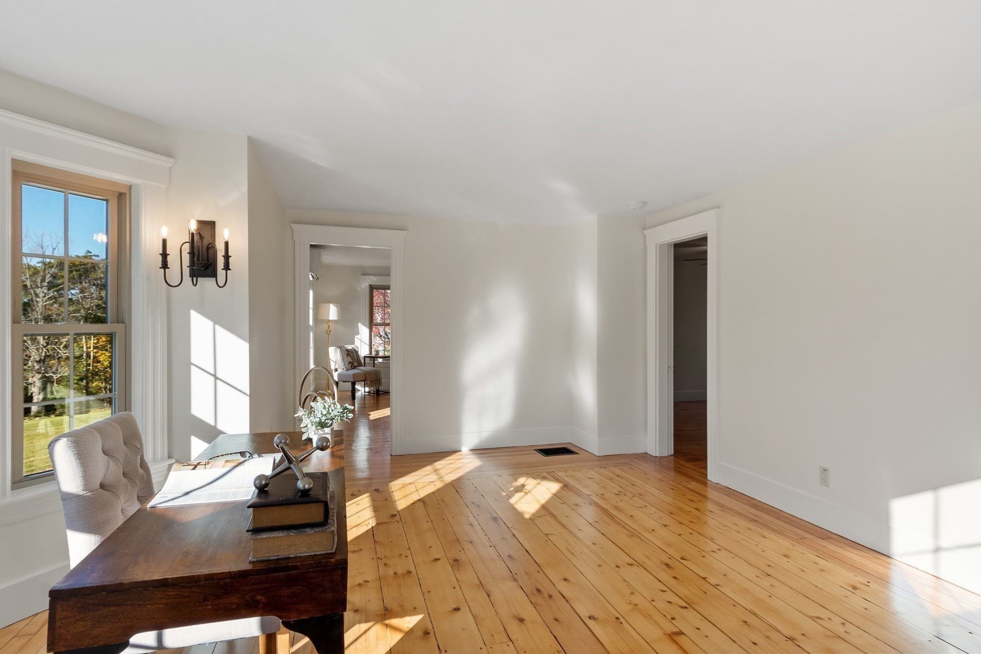 Single Family Residence at 6 Weaver Farm Rd, Rutland MA 01543, Rutland, photo 28 of 42