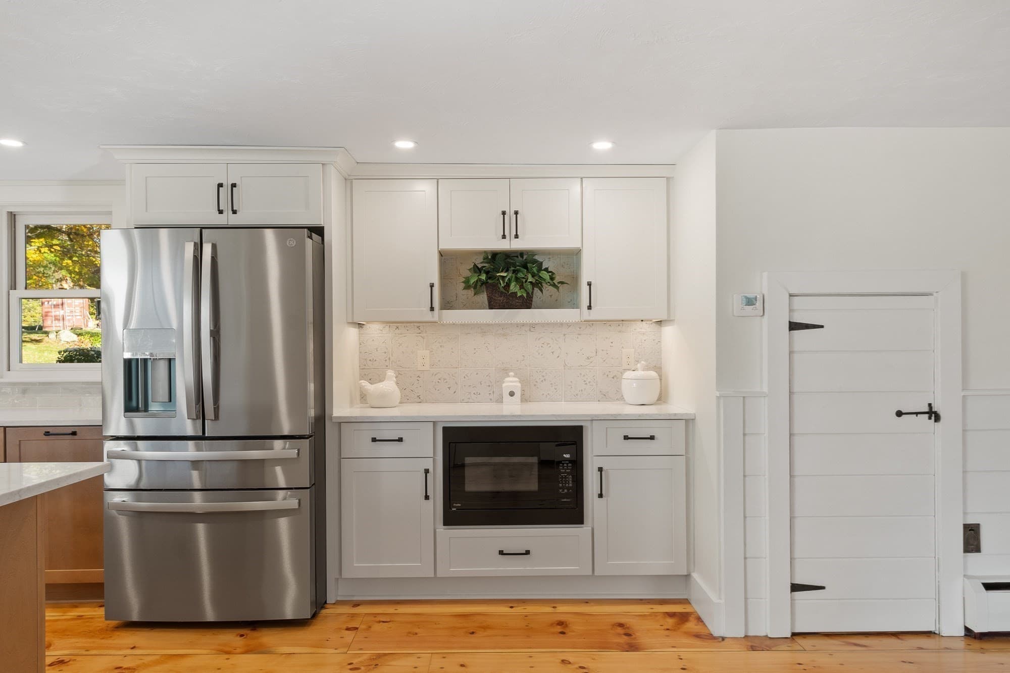 Single Family Residence at 6 Weaver Farm Rd, Rutland MA 01543, Rutland, photo 20 of 42