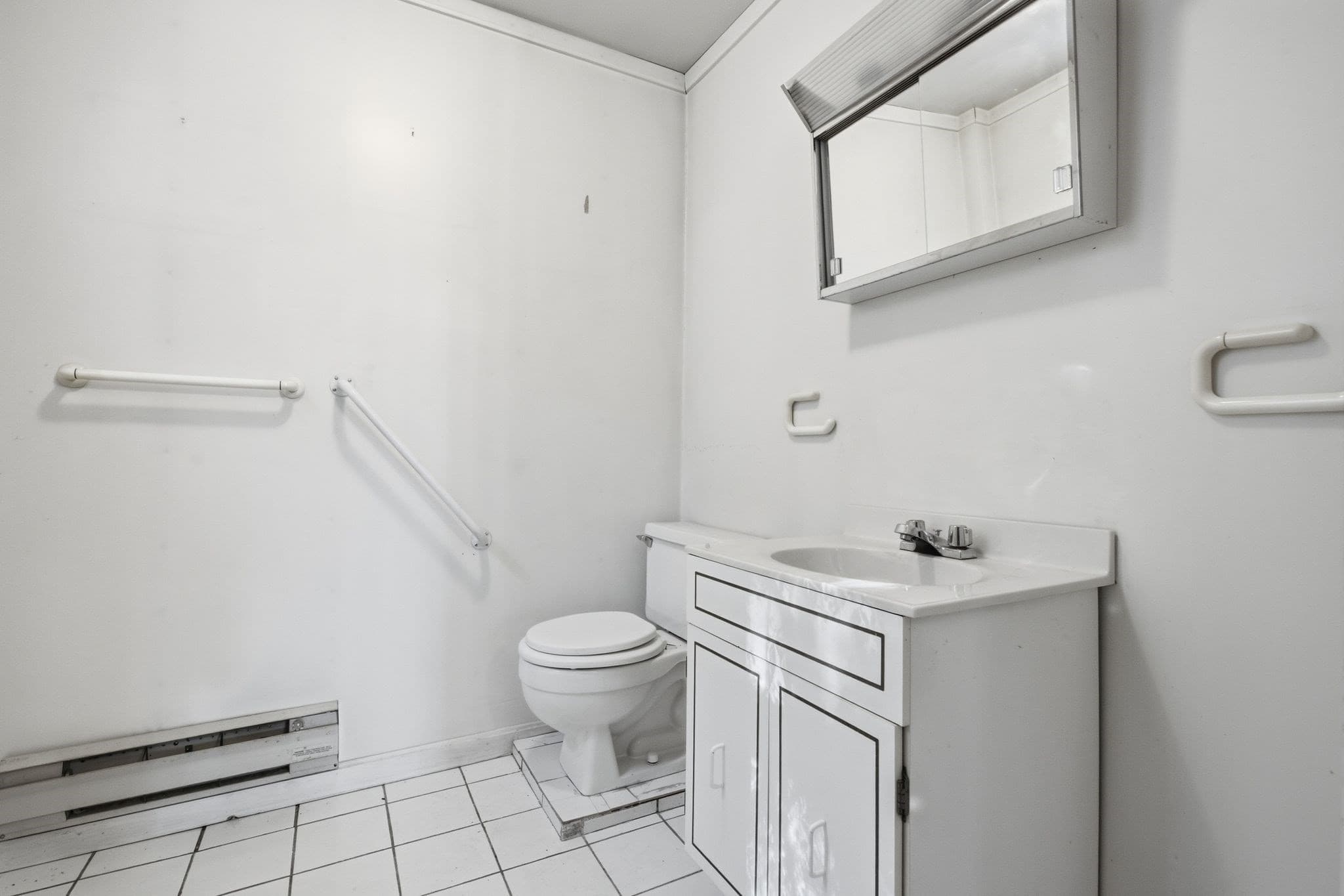 Multi Family at 91 Fremont St, Winthrop MA 02152, photo 32 of 42