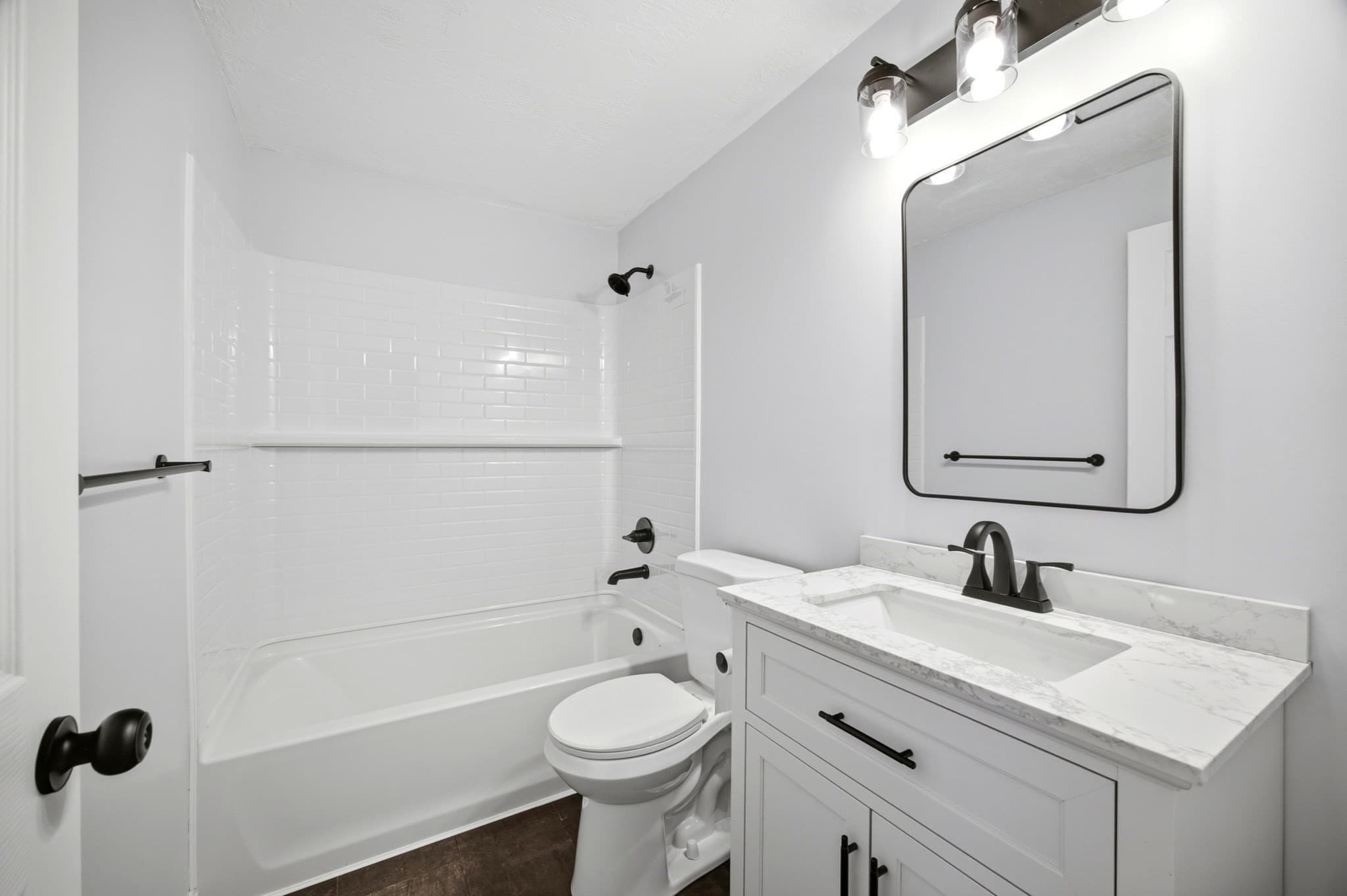 Single Family Residence at 114 Leatherleaf Dr, Springfield MA 01109, photo 13 of 35