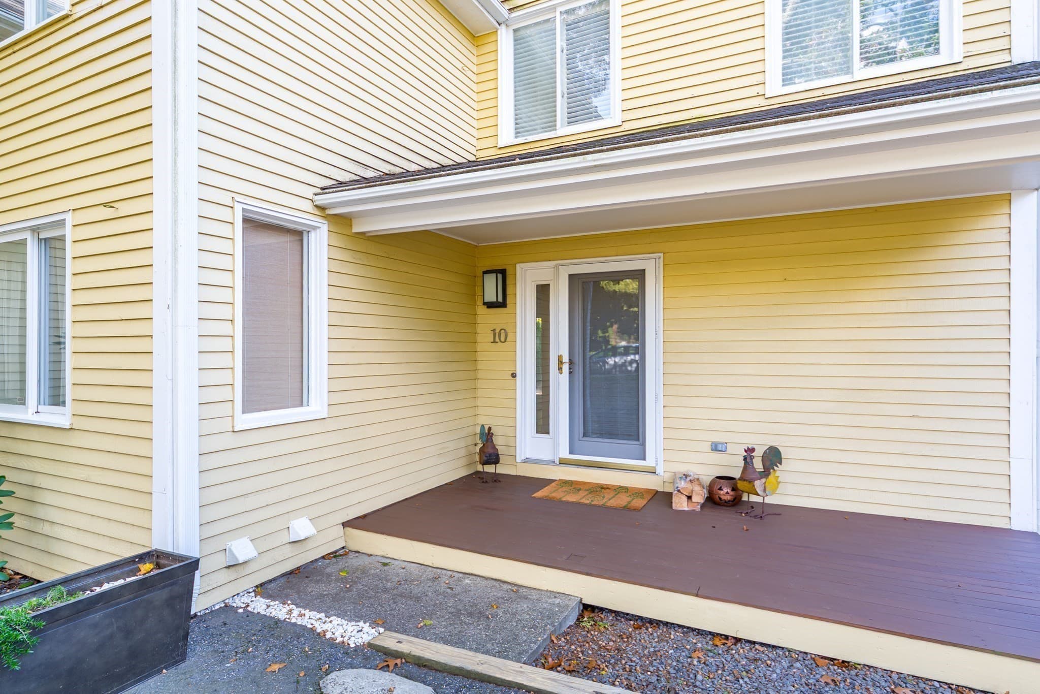 Condominium at 10 Lanes End # B, Natick MA 01760, Natick, photo 3 of 24