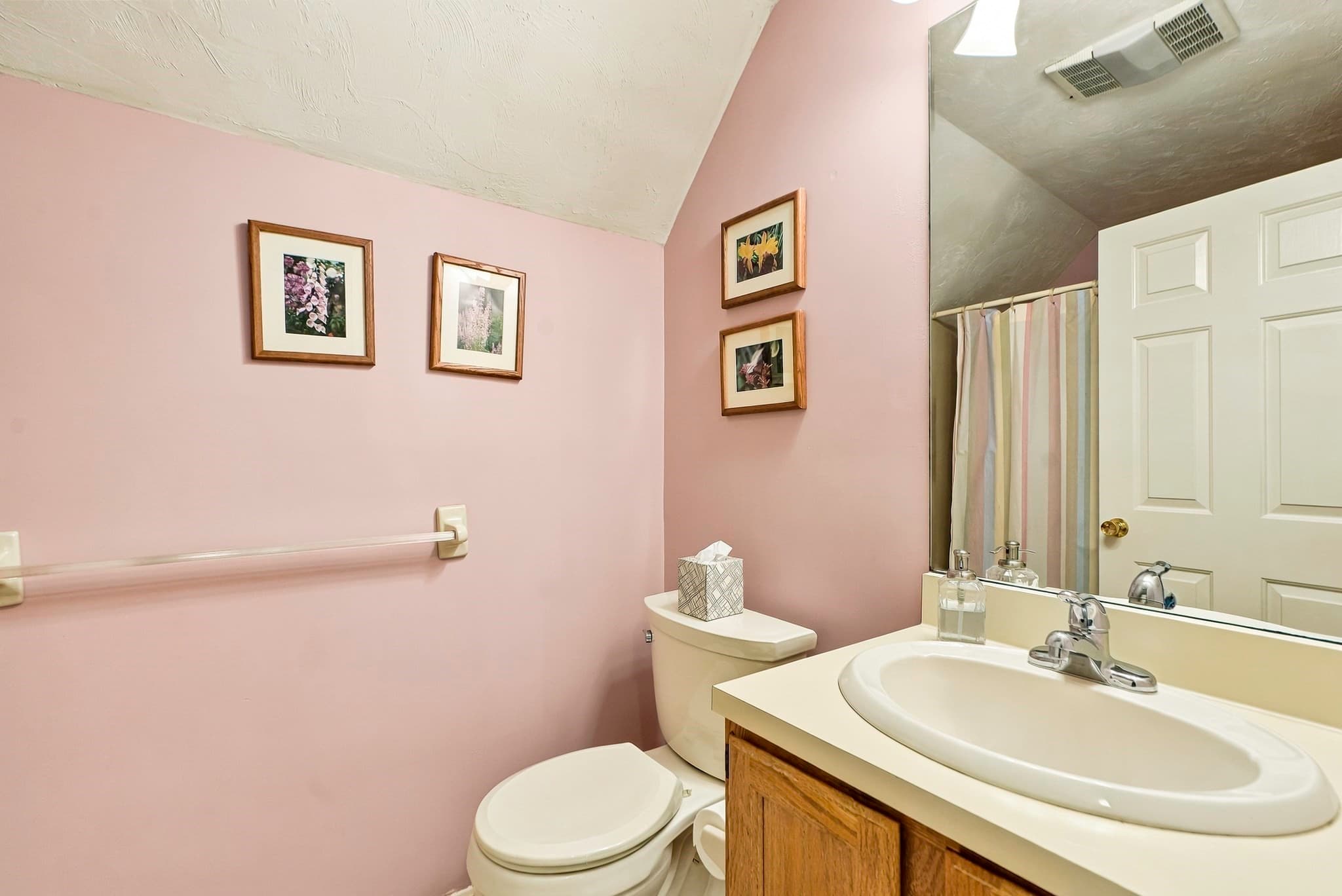 Condominium at 18 Union # 5, Natick MA 01760, Natick, photo 36 of 42
