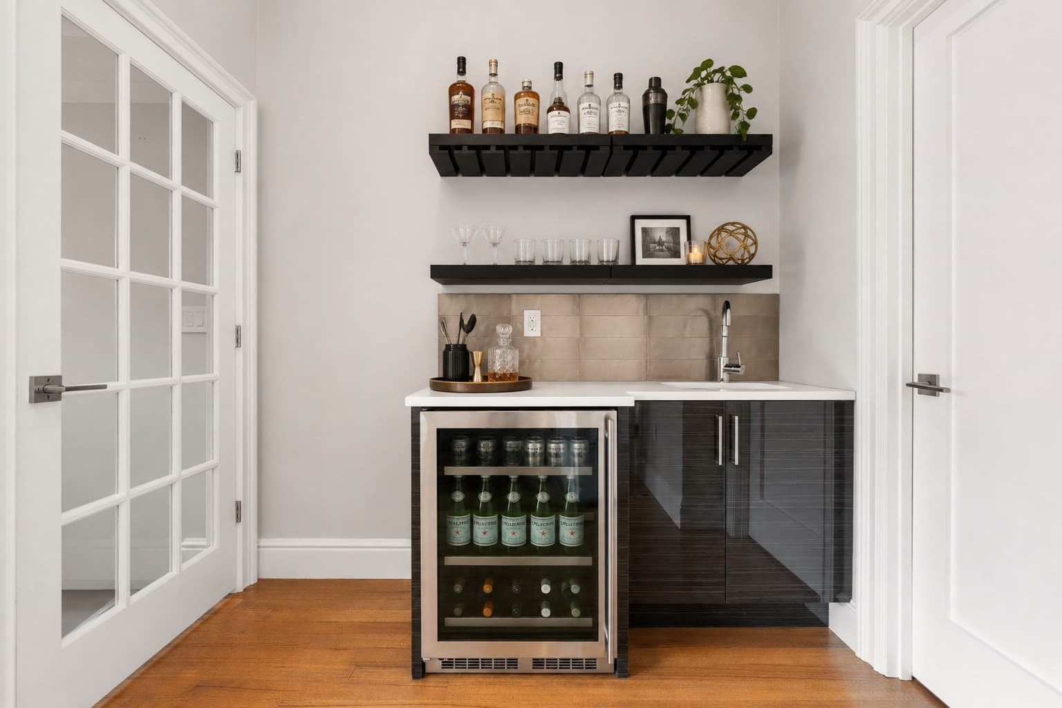 Condominium at 18 Follen Street # 2, Boston MA 02116, Boston, photo 12 of 20
