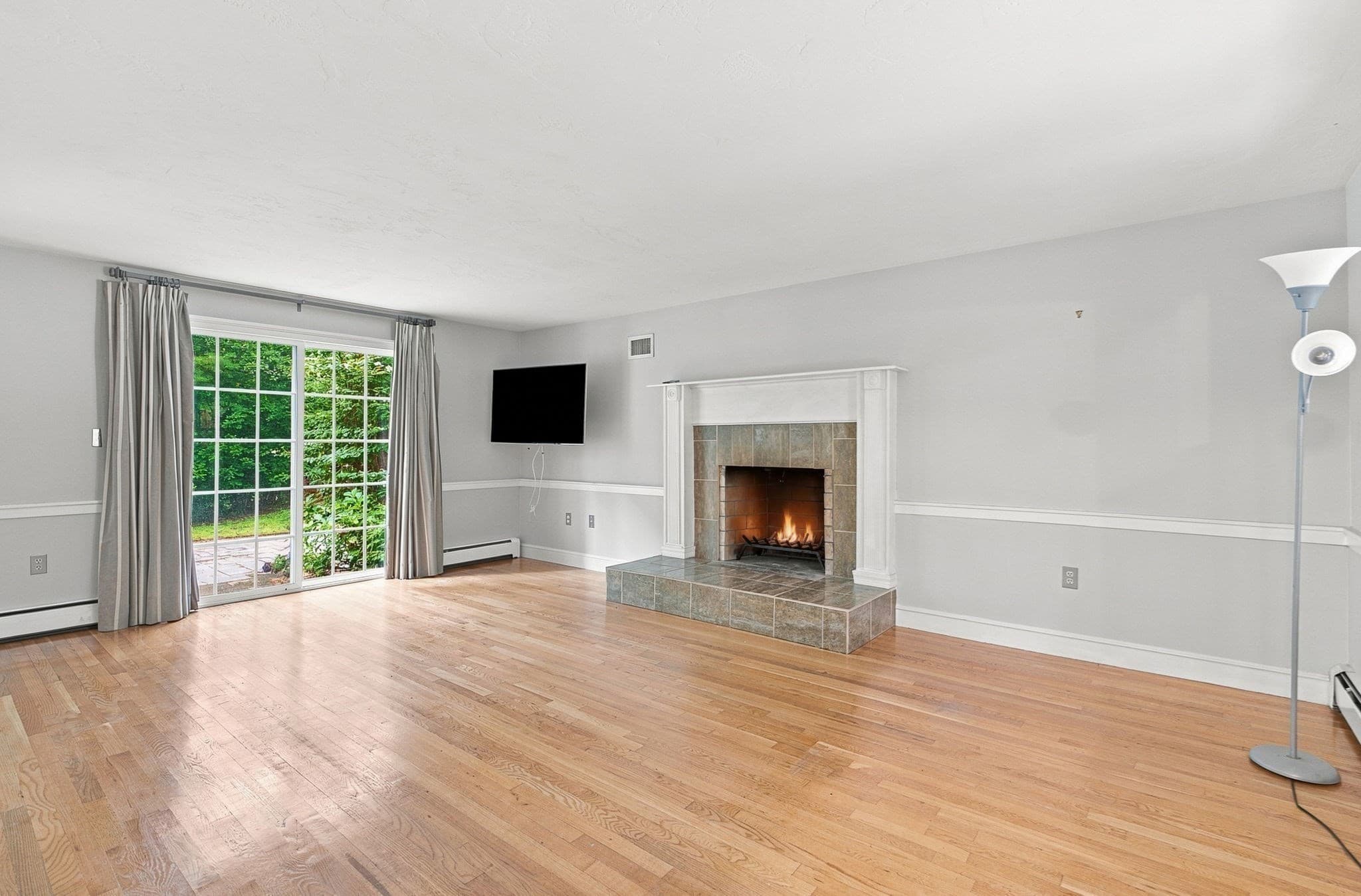 Single Family Residence at 76 Carroll Dr, Foxboro MA 02035, Foxboro, photo 7 of 31