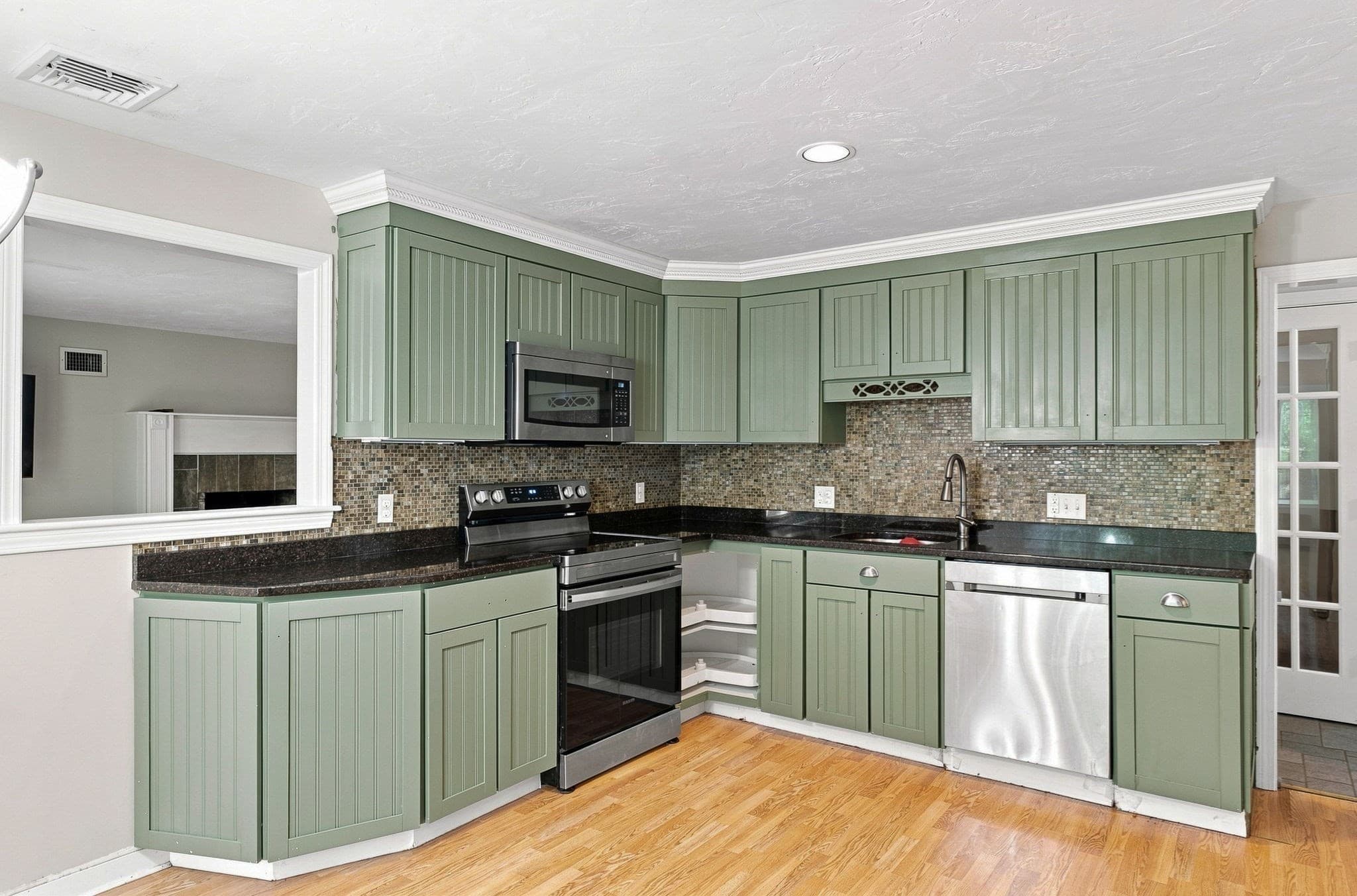 Single Family Residence at 76 Carroll Dr, Foxboro MA 02035, Foxboro, photo 11 of 31