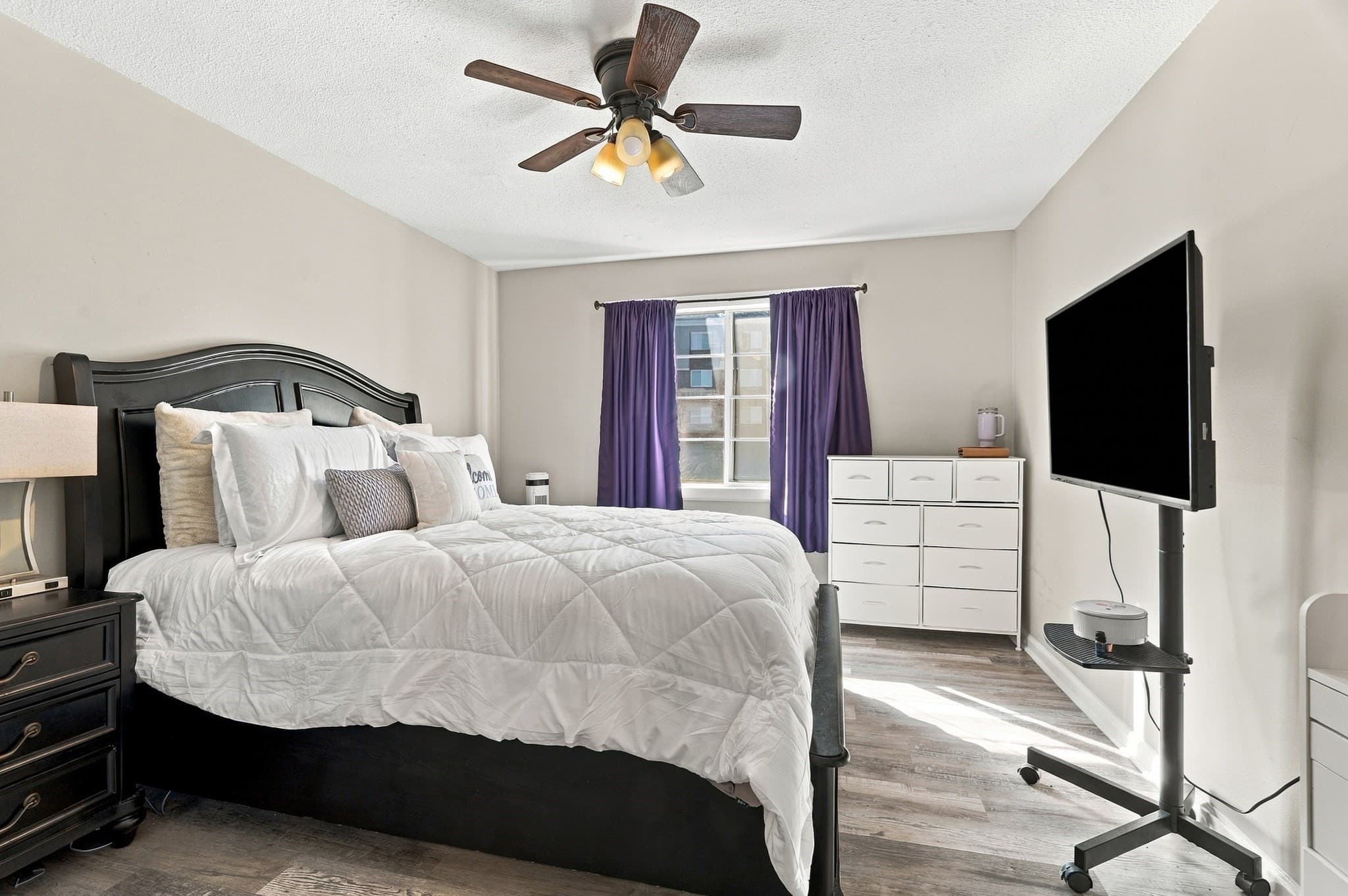 Condominium at 300 Smithfield Rd # 5, North Providence RI 02904, North Providence, photo 13 of 20