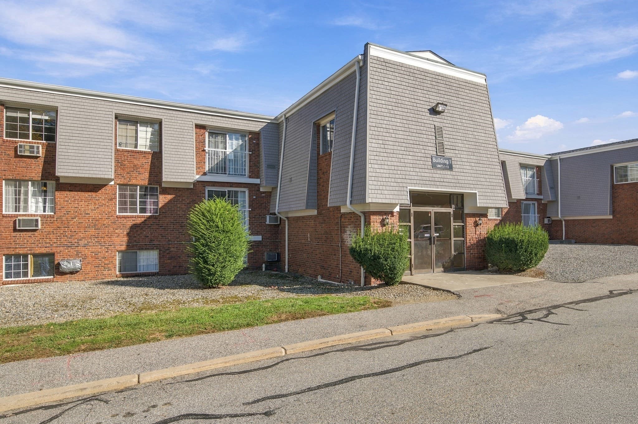 300 Smithfield Rd # 5, North Providence RI 02904