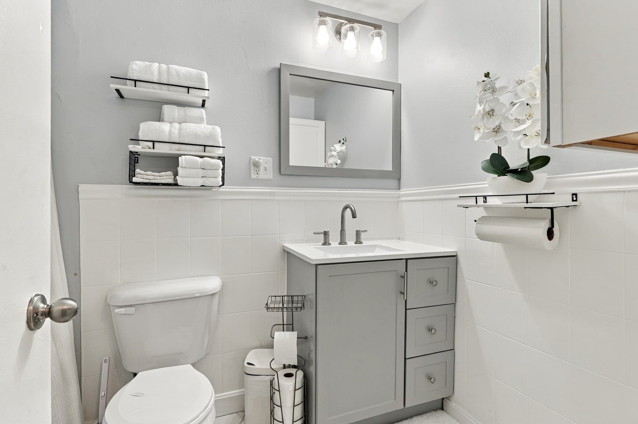 Condominium at 300 Smithfield Rd # 5, North Providence RI 02904, North Providence, photo 15 of 20