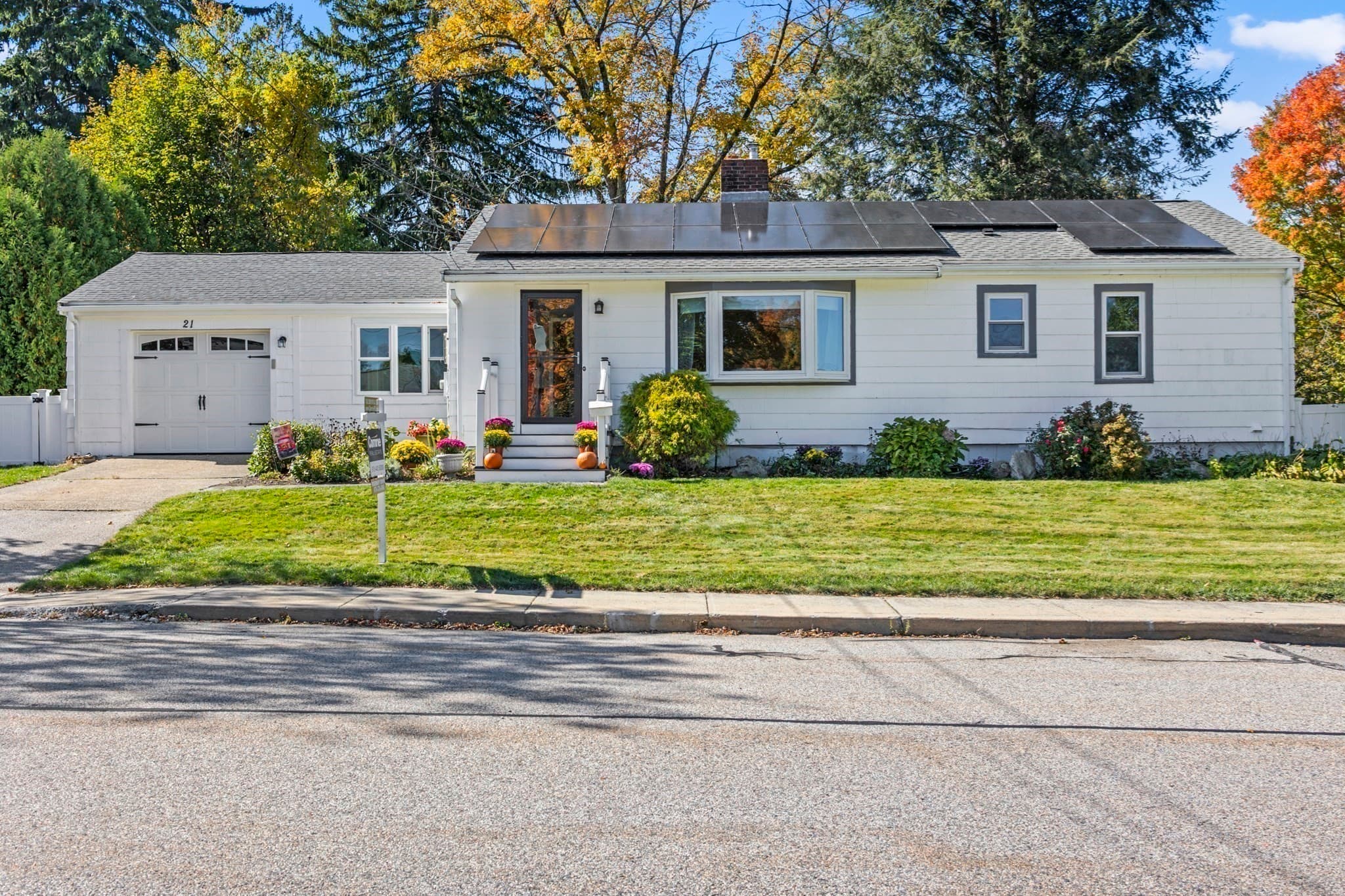 Single Family Residence at 21 Hillcrest Road, Marlborough MA 01752, Marlborough, photo 23 of 26